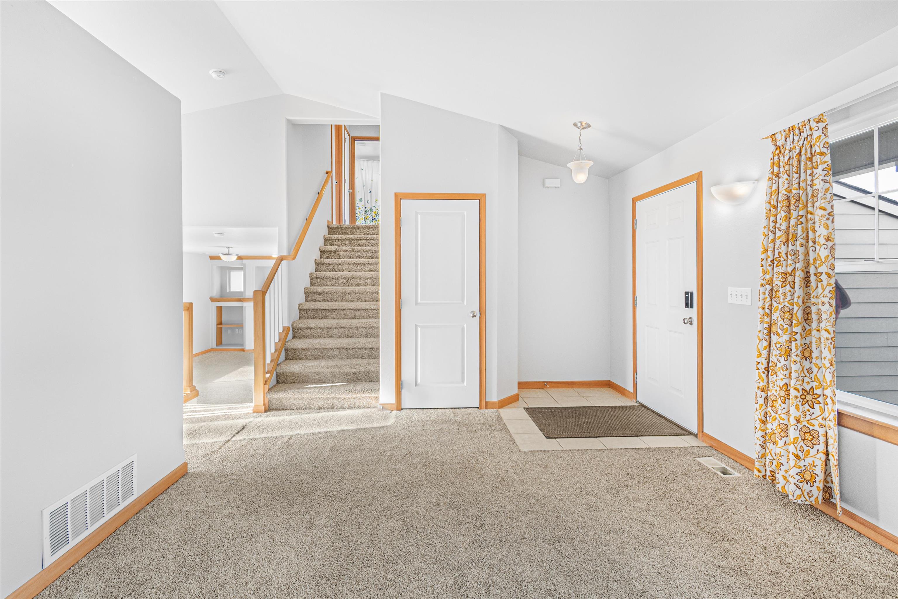 1706 E Vanetta Ave - Photo 4