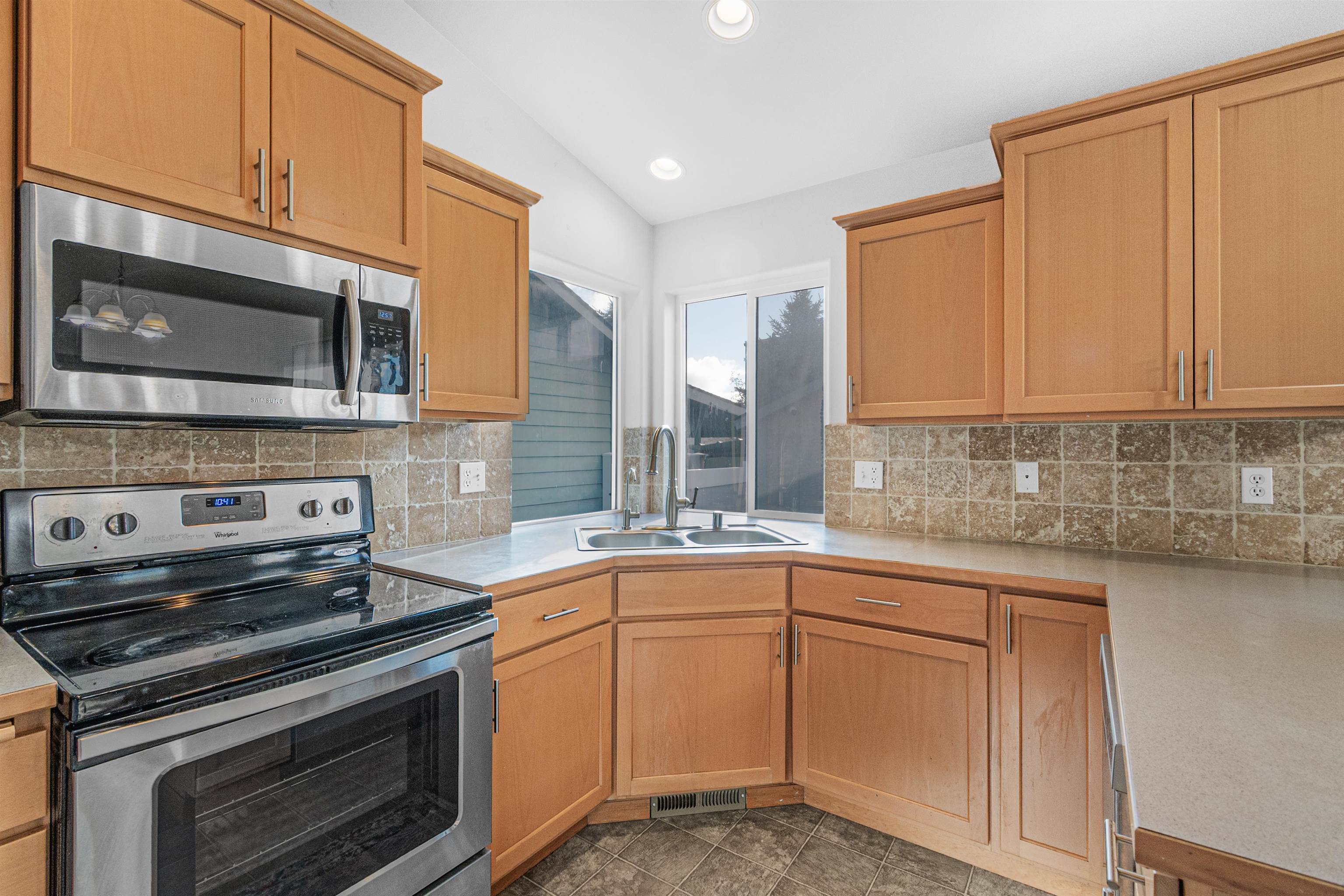 1706 E Vanetta Ave - Photo 10