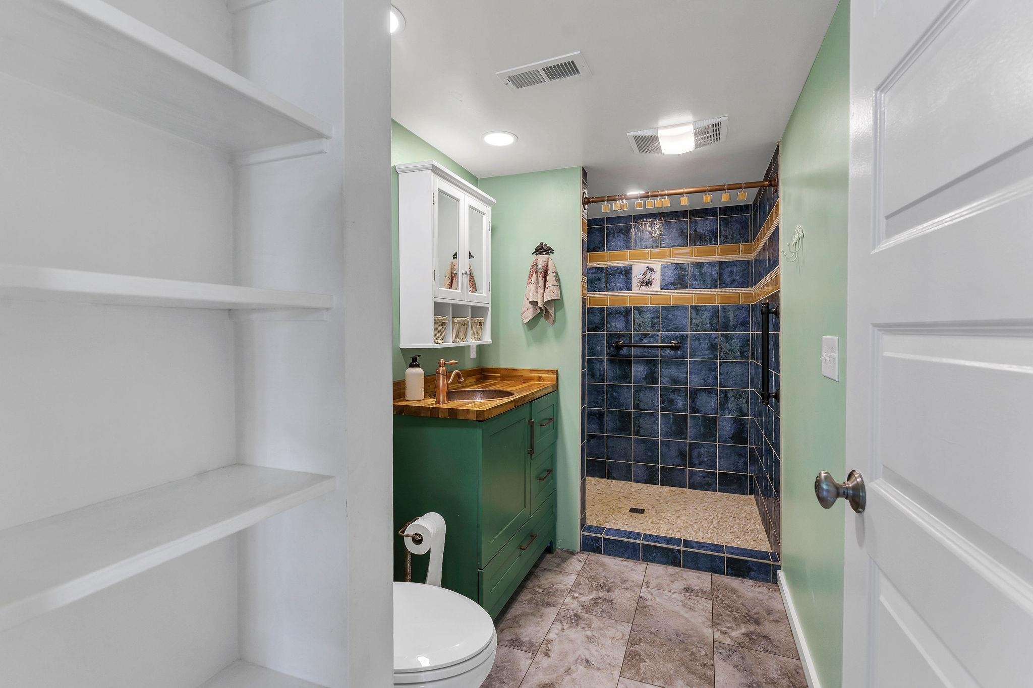 402 6TH Ave - Photo 12