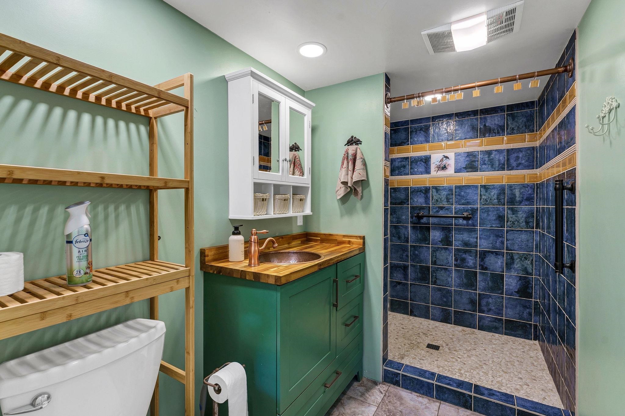 402 6TH Ave - Photo 13