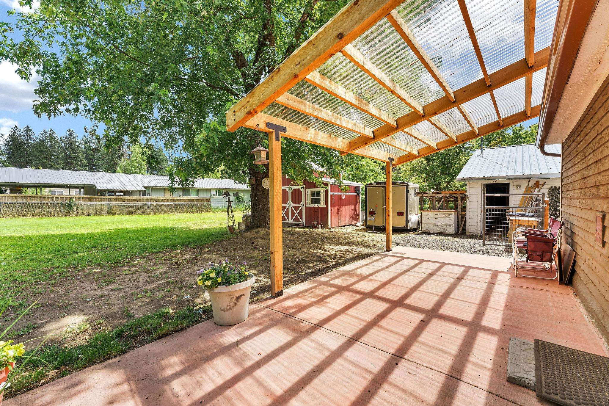 402 6TH Ave - Photo 26