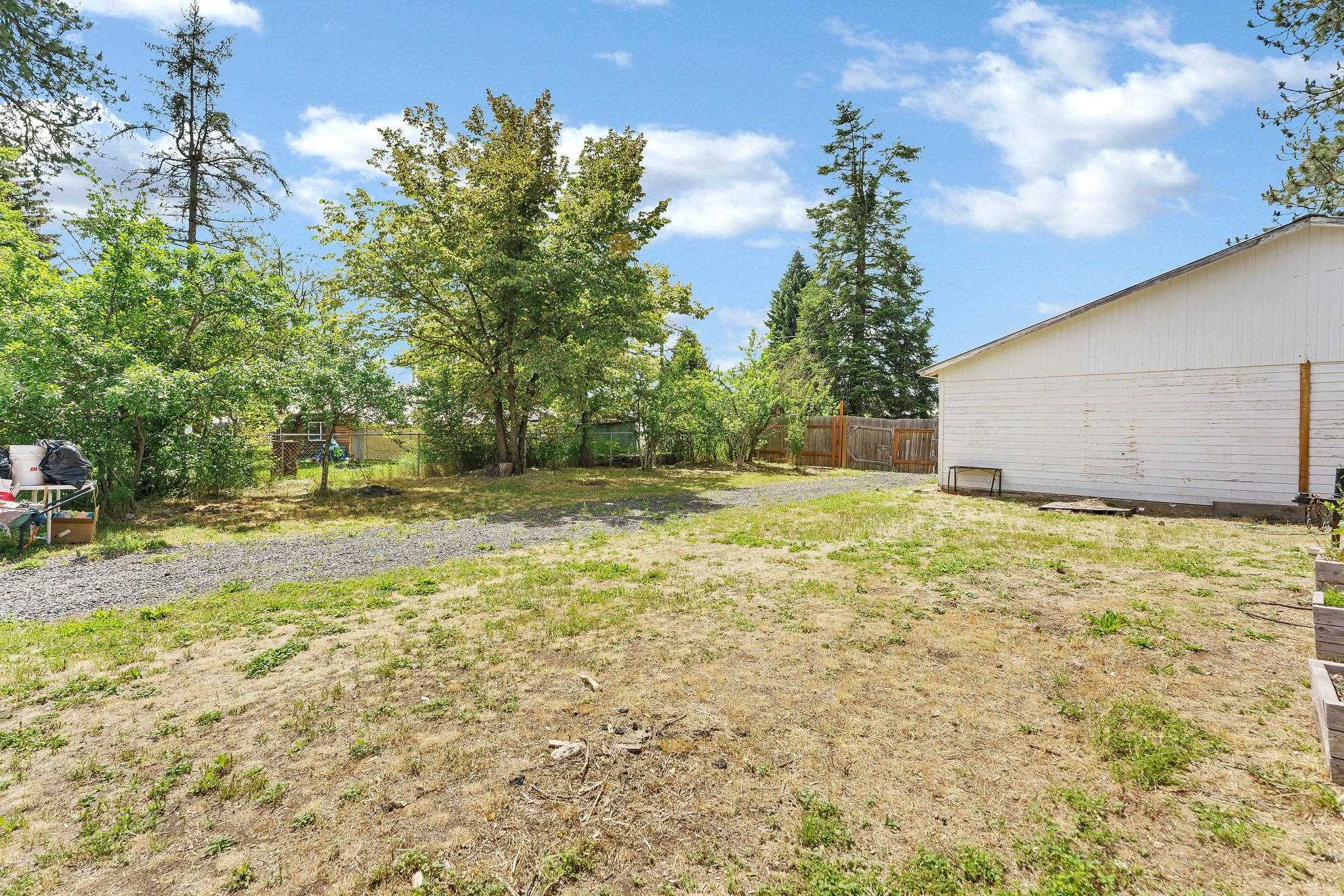 402 6TH Ave - Photo 29