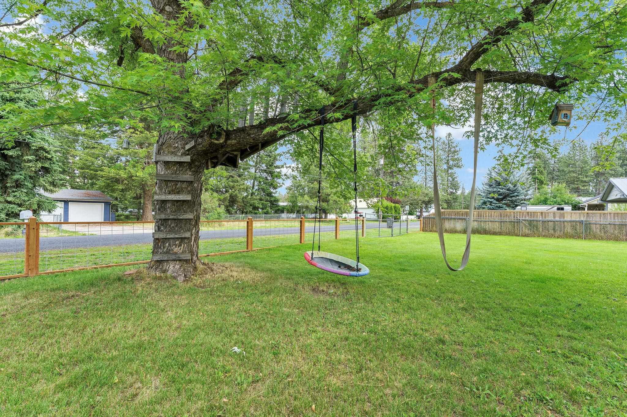 402 6TH Ave - Photo 37