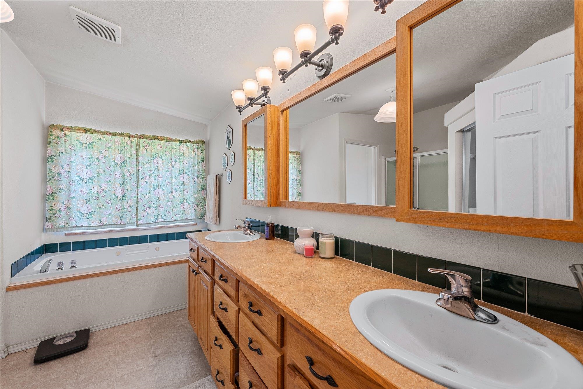 4761C Luther Rd - Photo 24