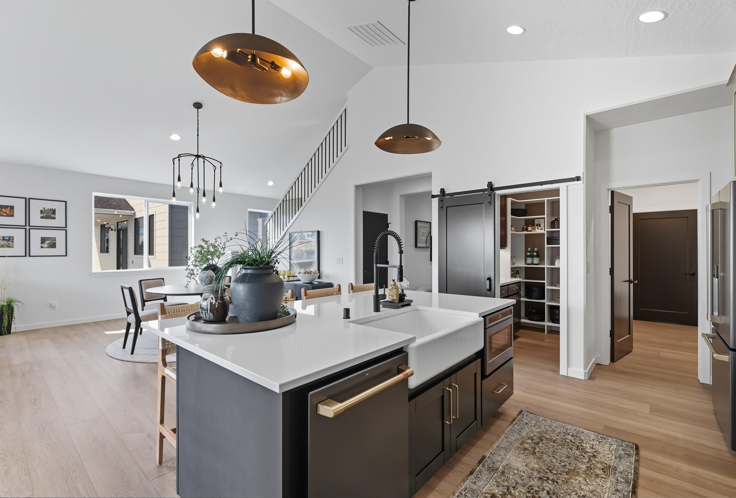 12213 N VALENCIA Ave - Photo 16
