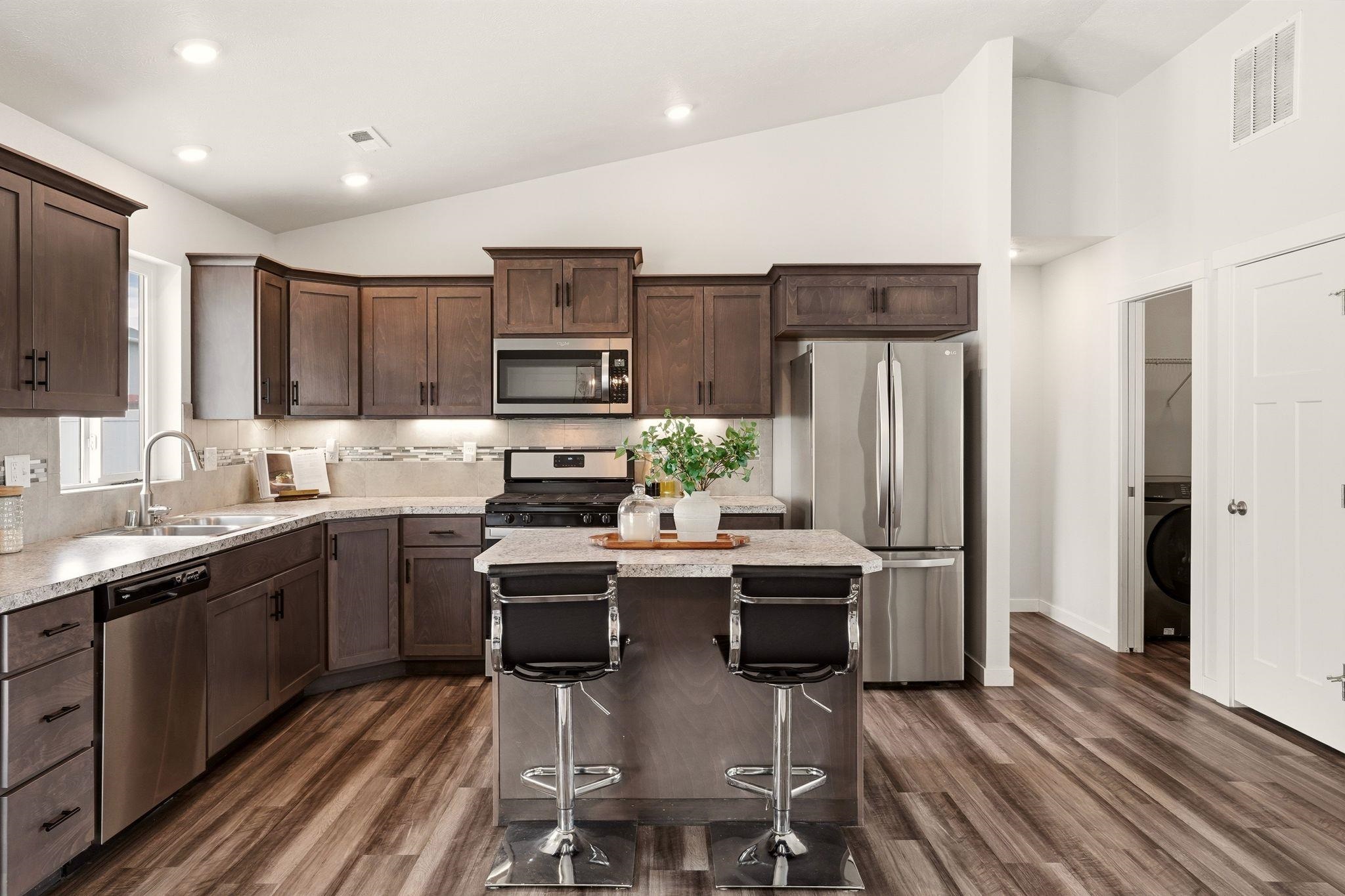 931 S Bogen Ct - Photo 8