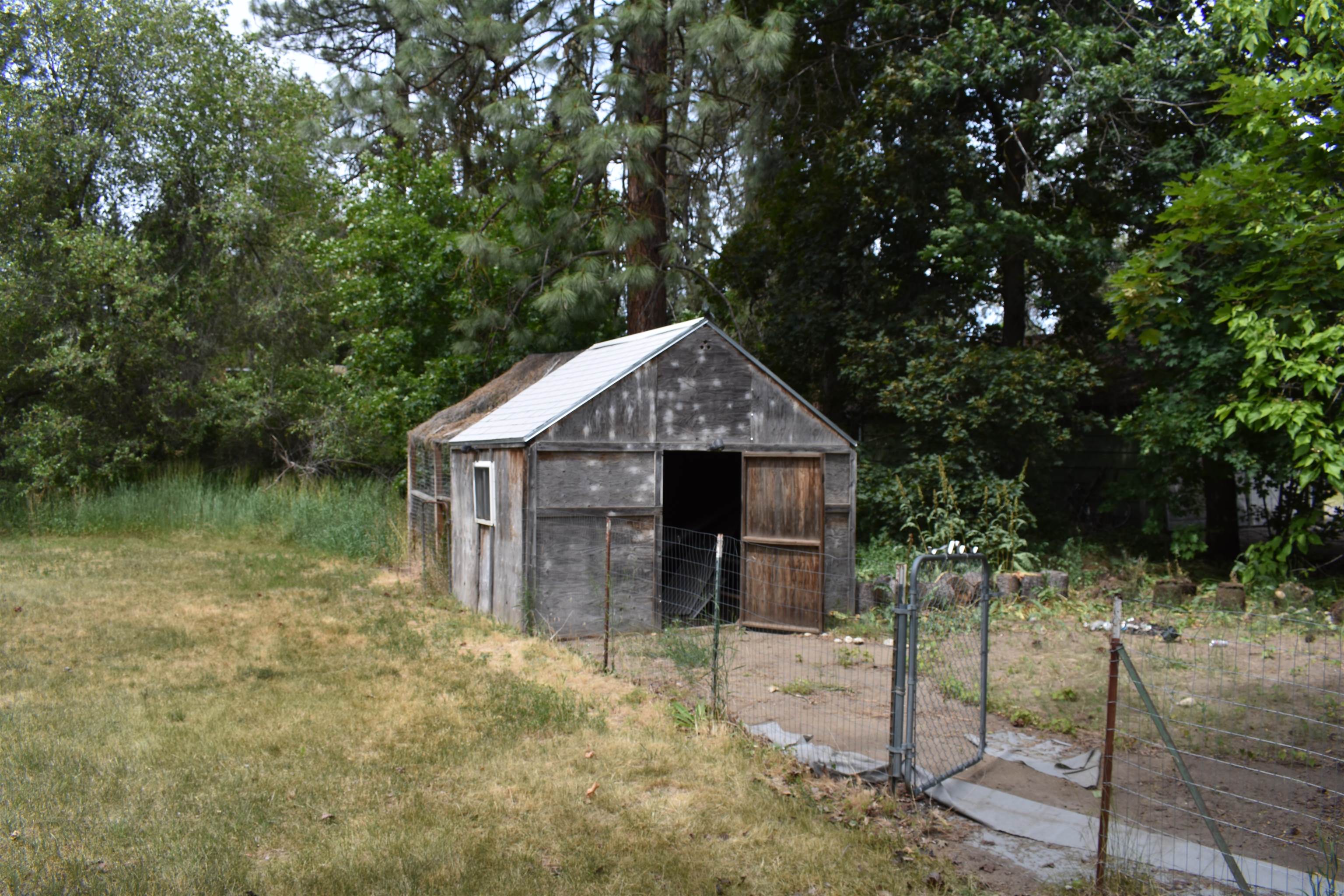 10115 N Whitworth Dr - Photo 7