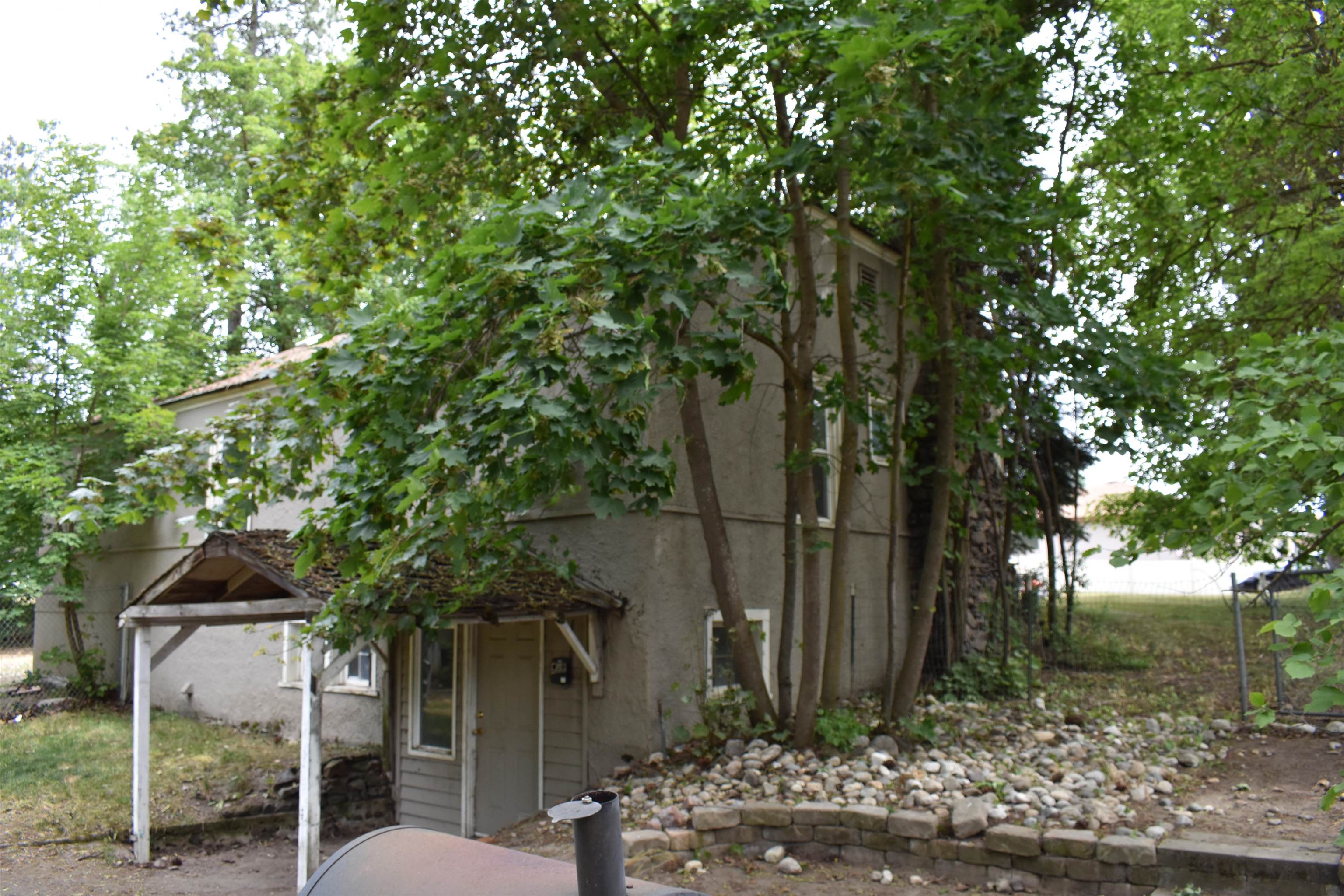 10115 N Whitworth Dr - Photo 9