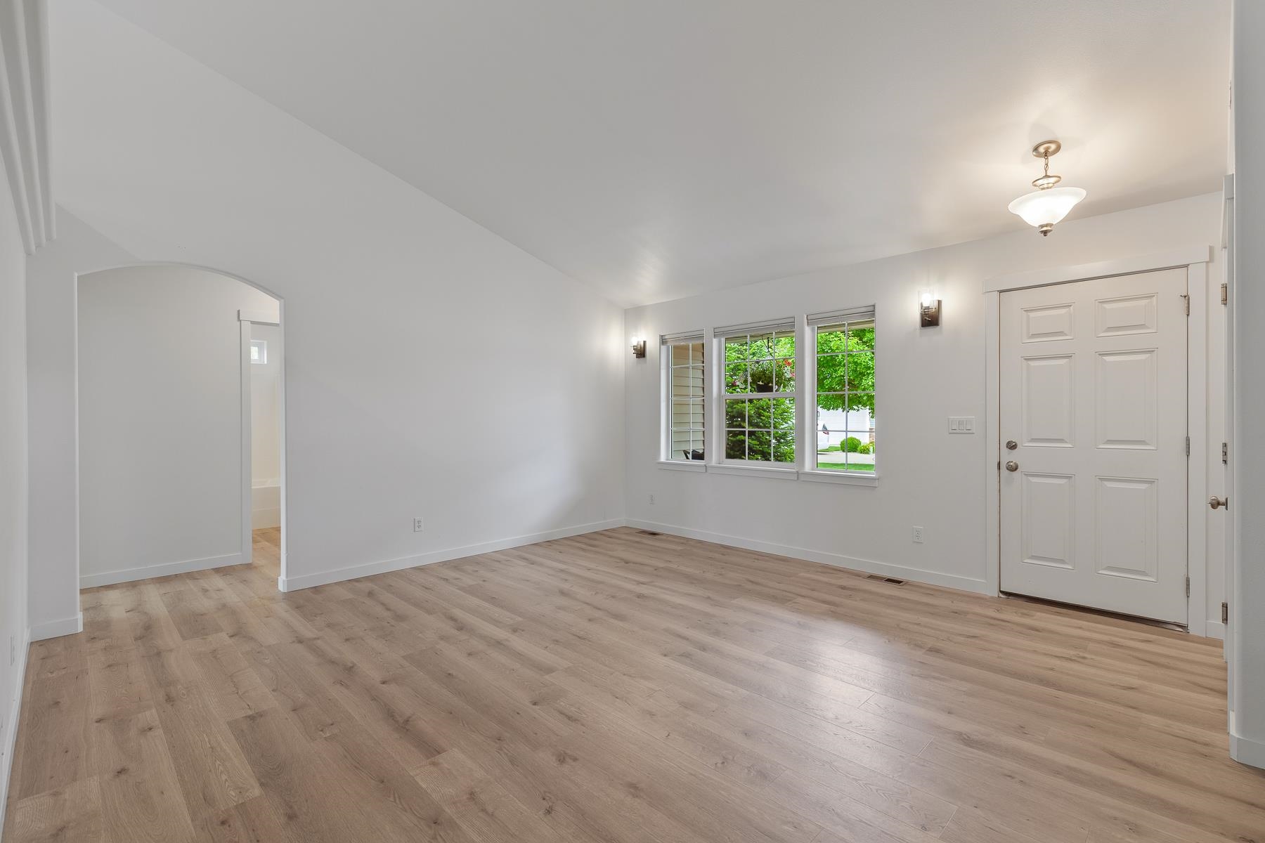 24278 E Marti Ct - Photo 4