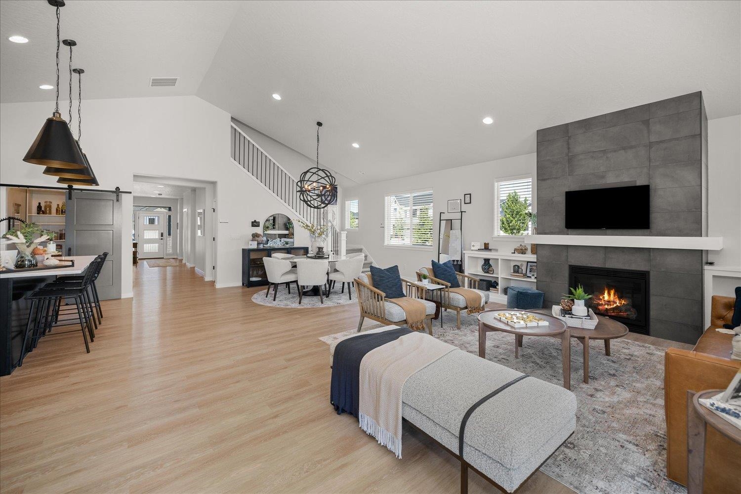 12158 N Montfort Ave - Photo 6