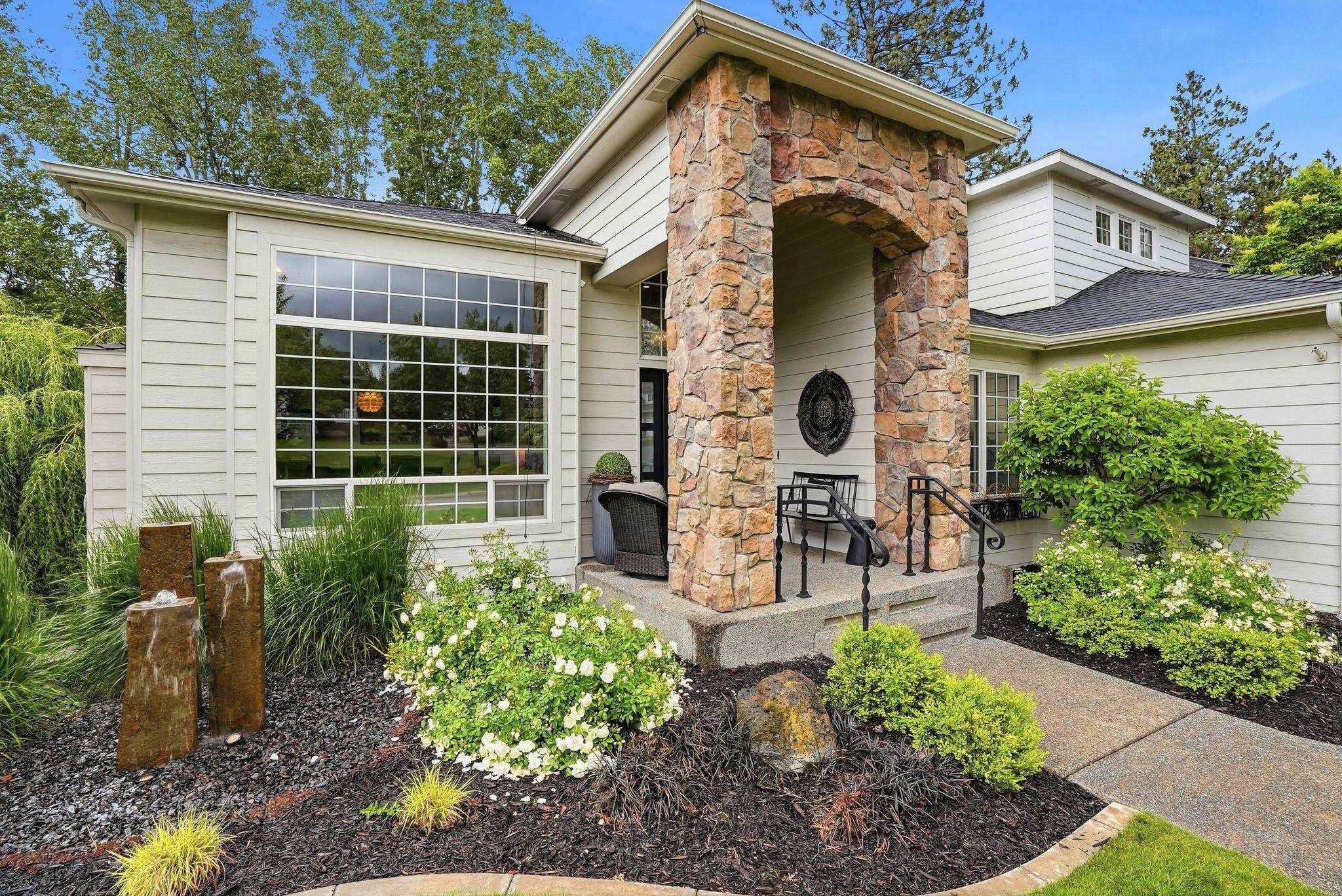 3827 E BELLERIVE Ln - Photo 3