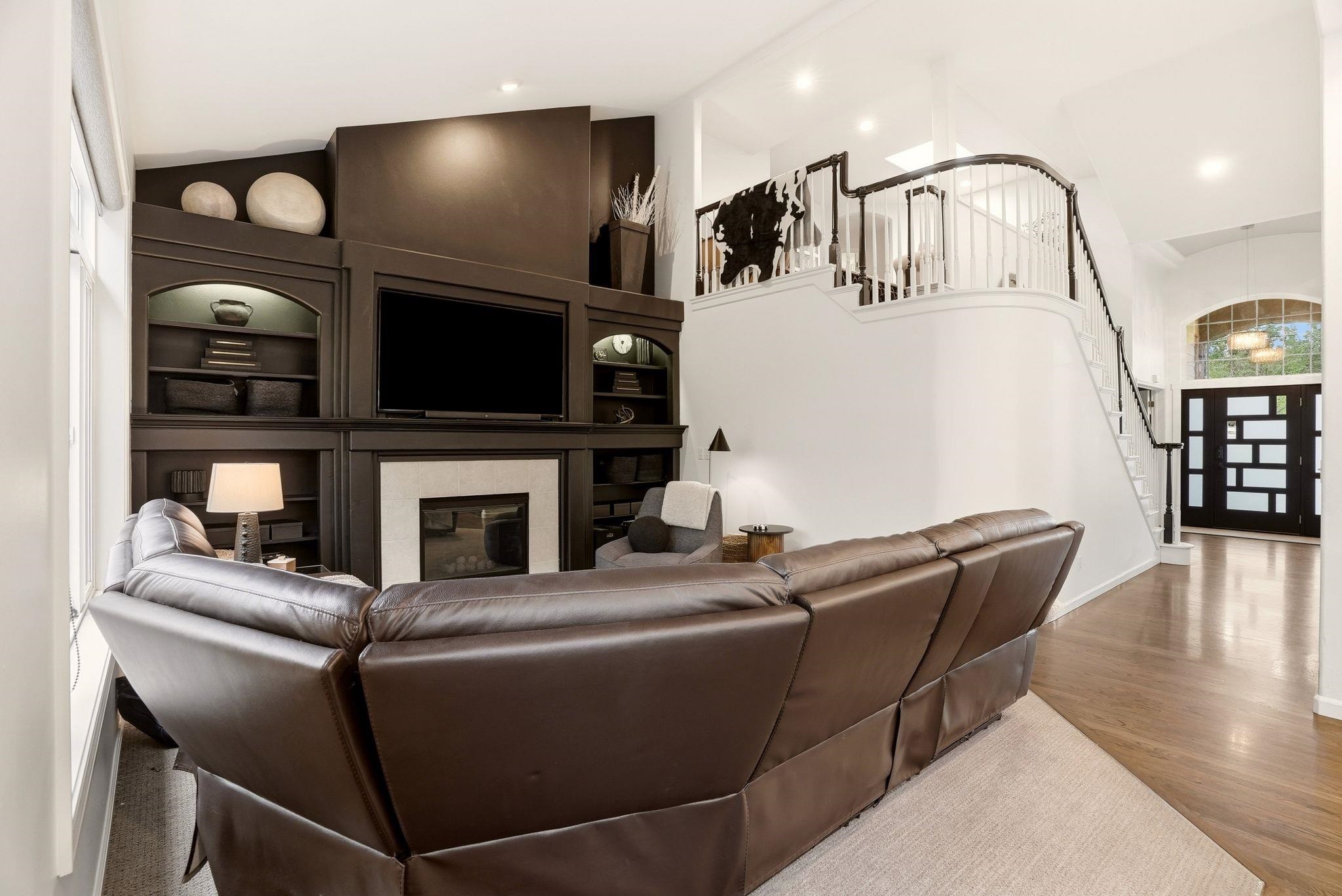 3827 E BELLERIVE Ln - Photo 11