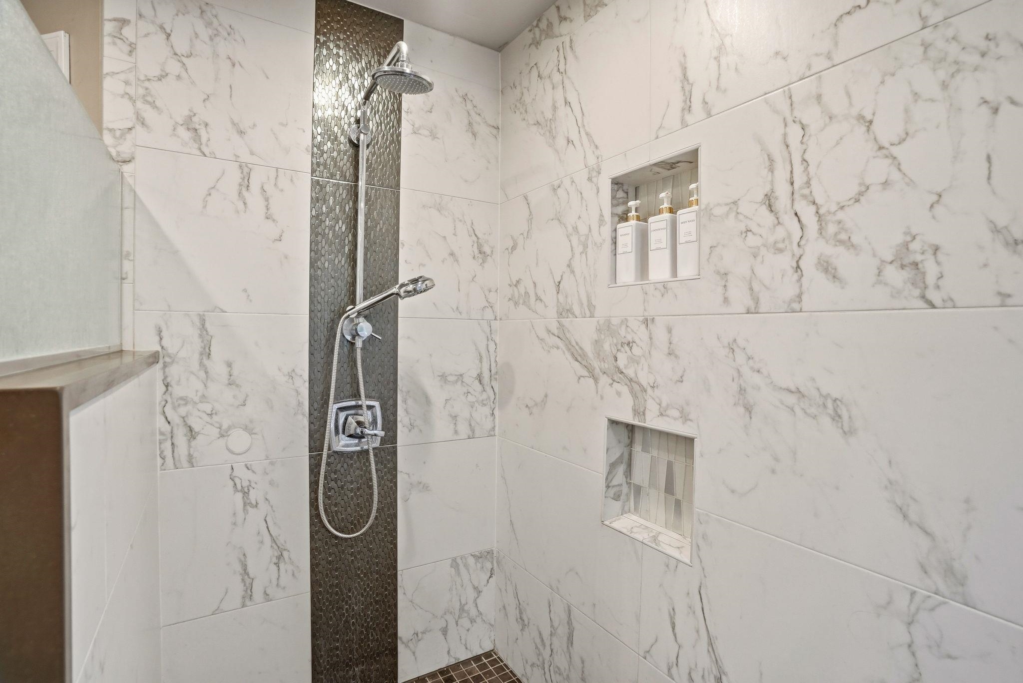 3827 E BELLERIVE Ln - Photo 22