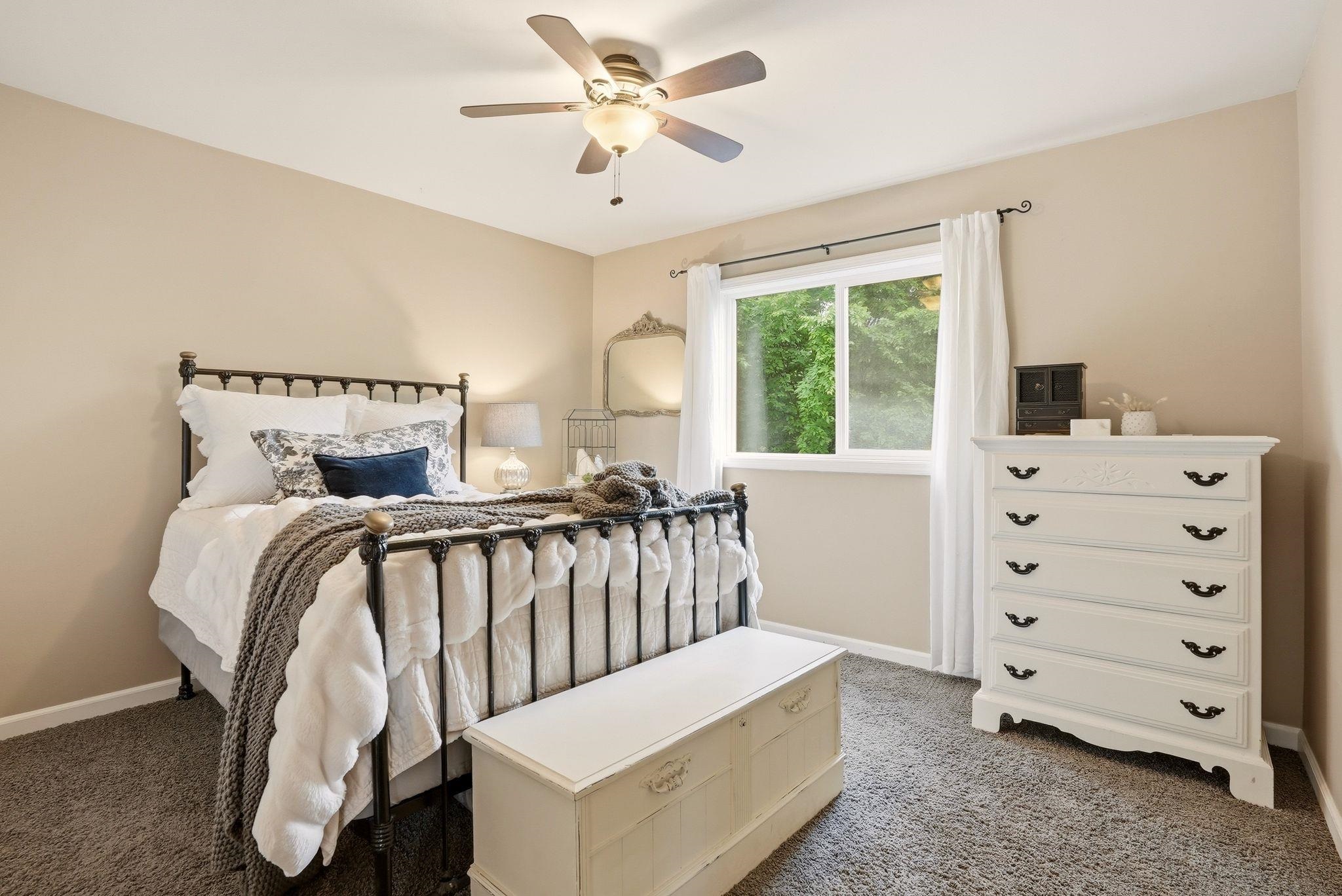 3827 E BELLERIVE Ln - Photo 27