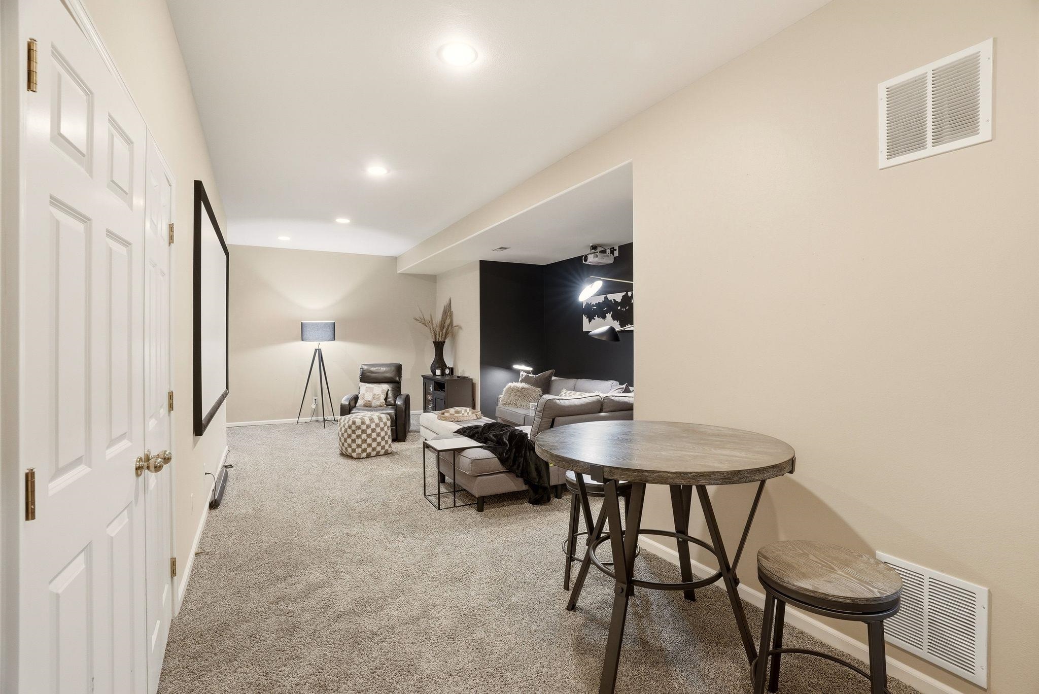 3827 E BELLERIVE Ln - Photo 33