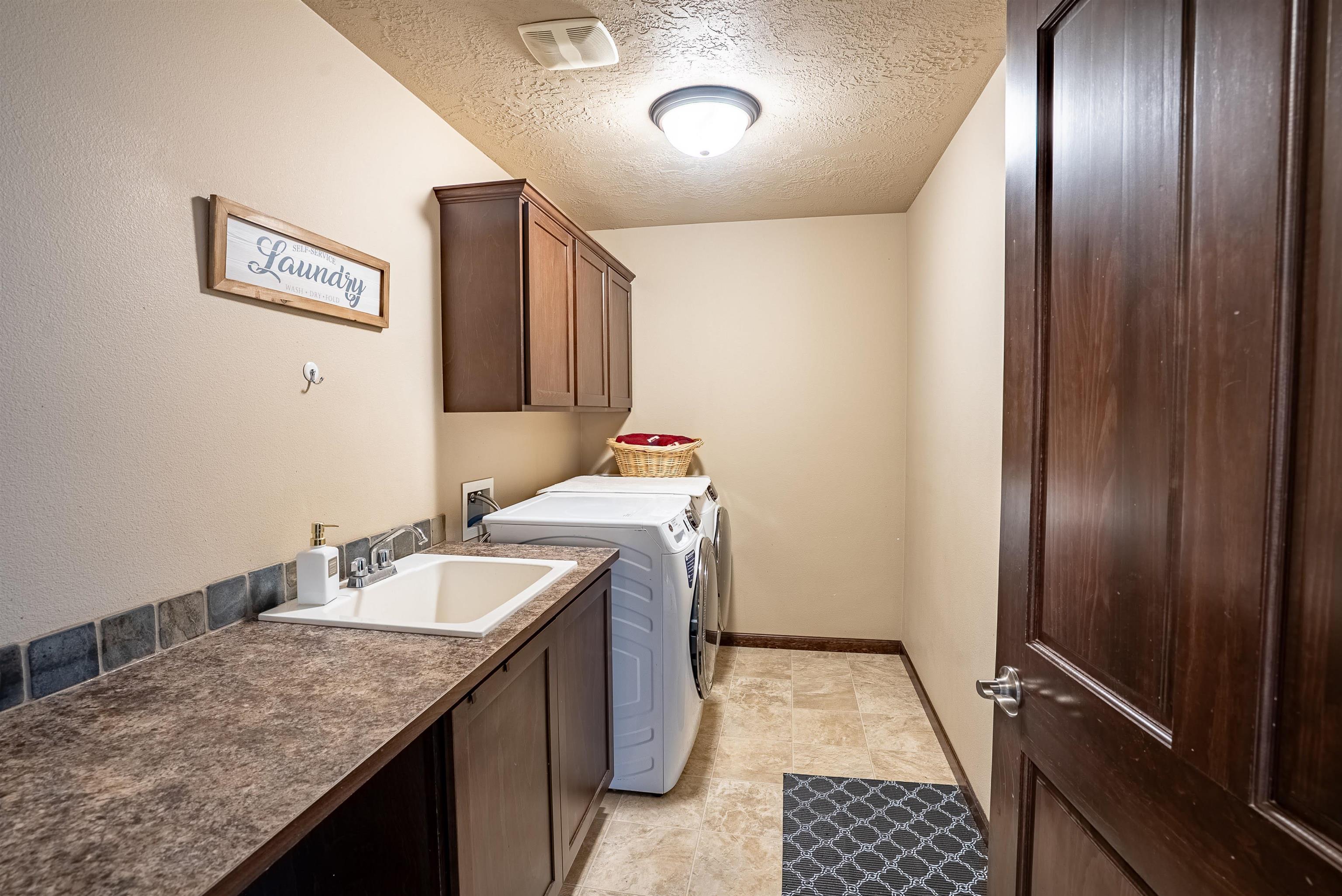 1927 S Clover Dr - Photo 28