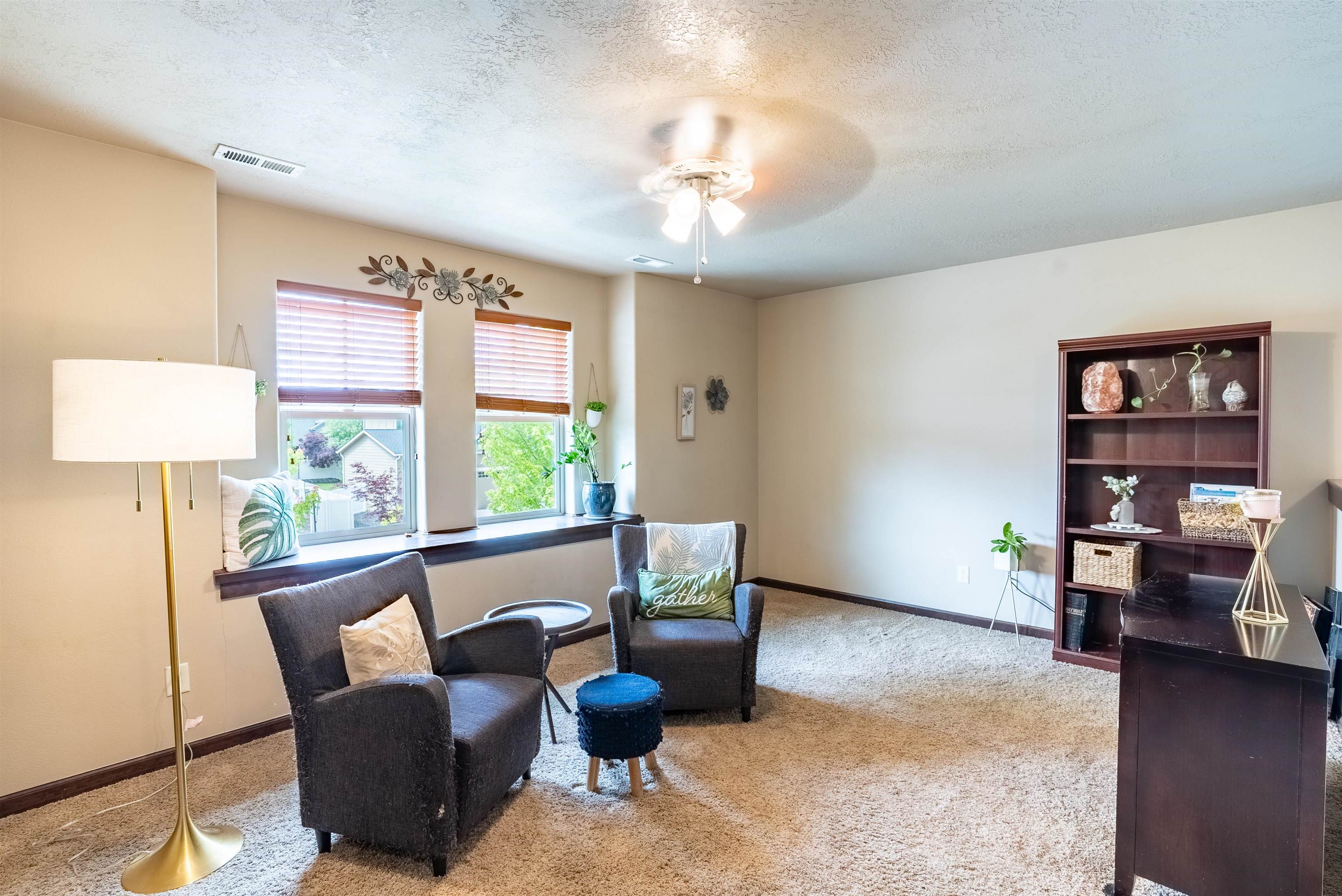 1927 S Clover Dr - Photo 17