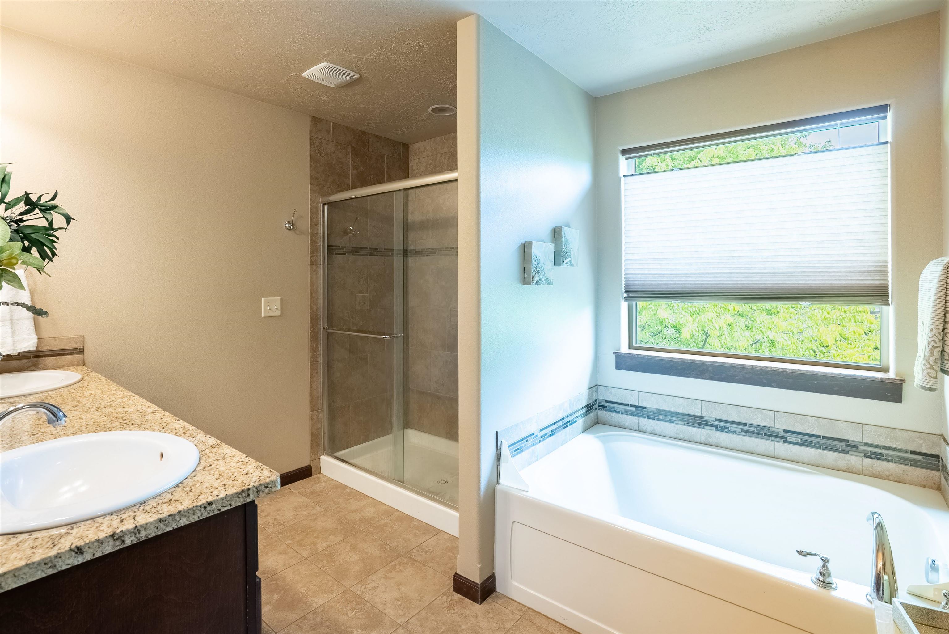 1927 S Clover Dr - Photo 21