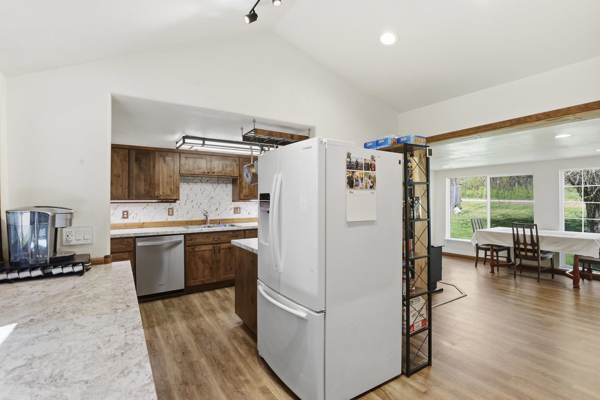 4422 RAILROAD Ave - Photo 7