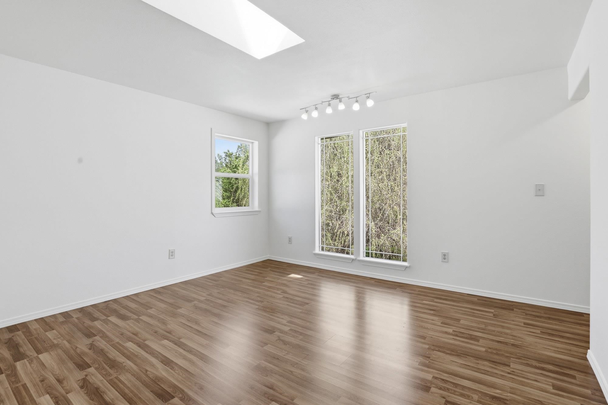 4422 RAILROAD Ave - Photo 21