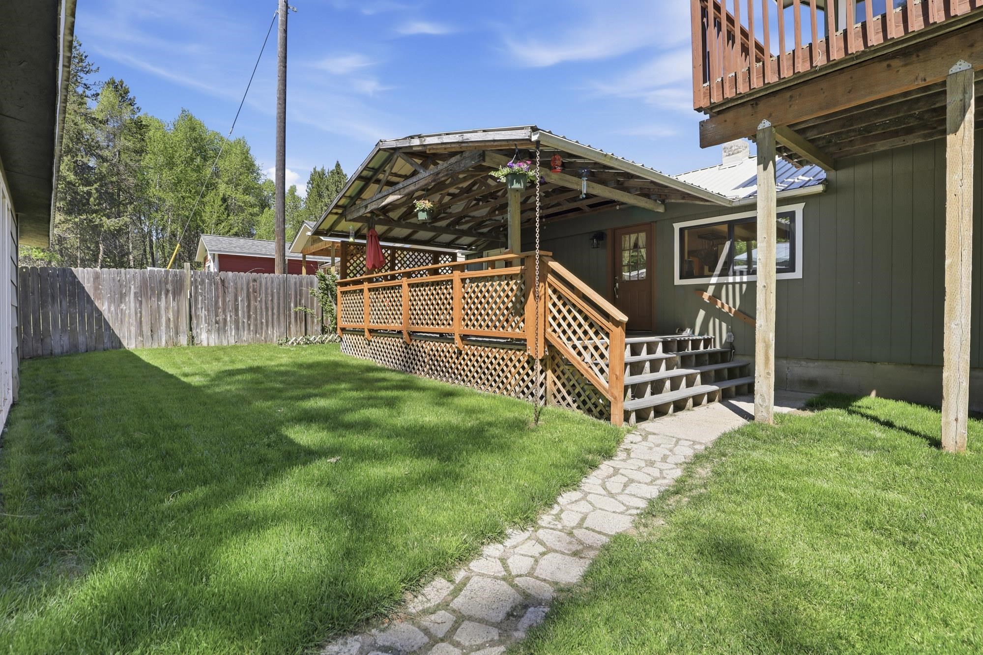 4422 RAILROAD Ave - Photo 27