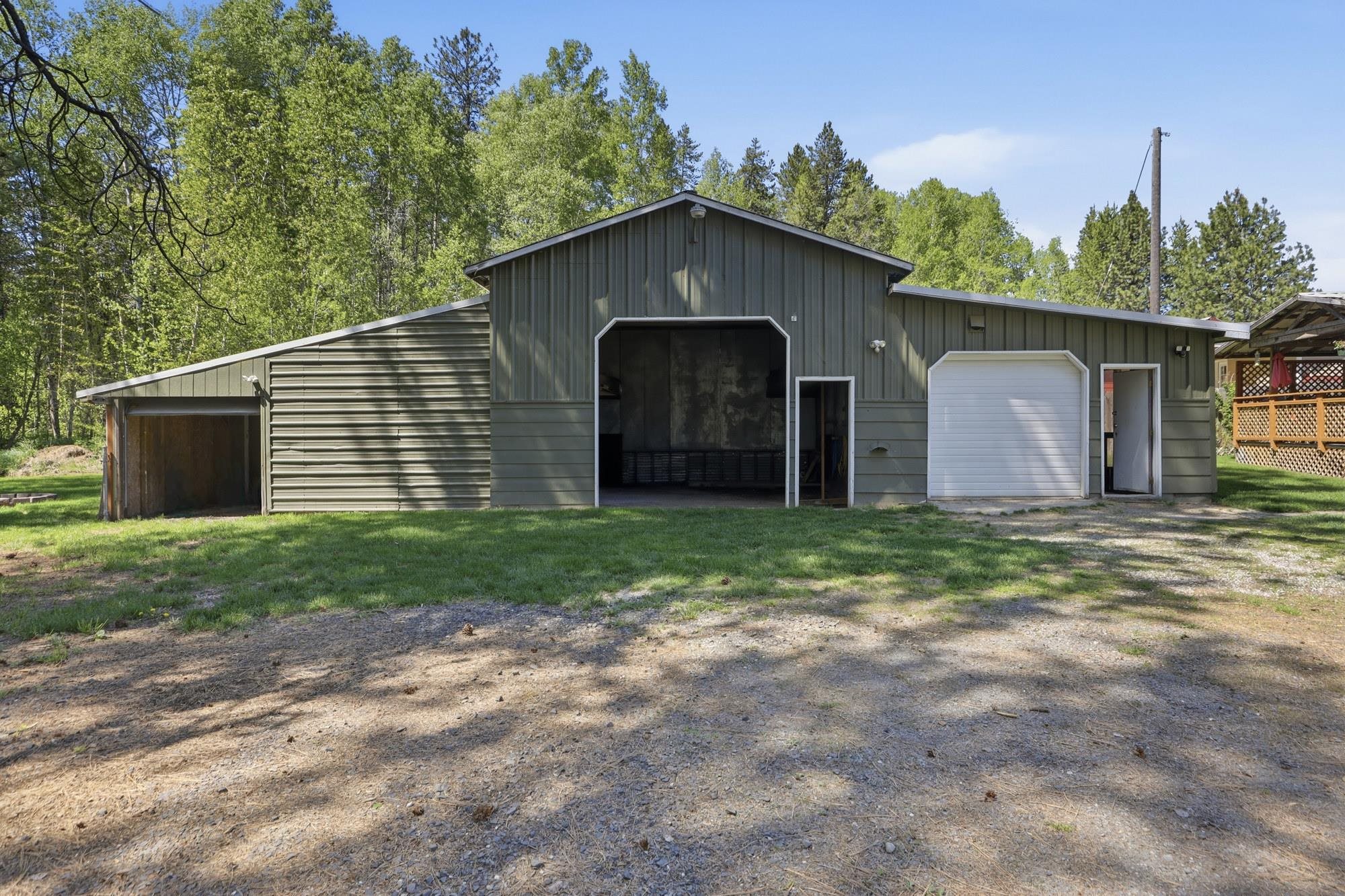 4422 RAILROAD Ave - Photo 30