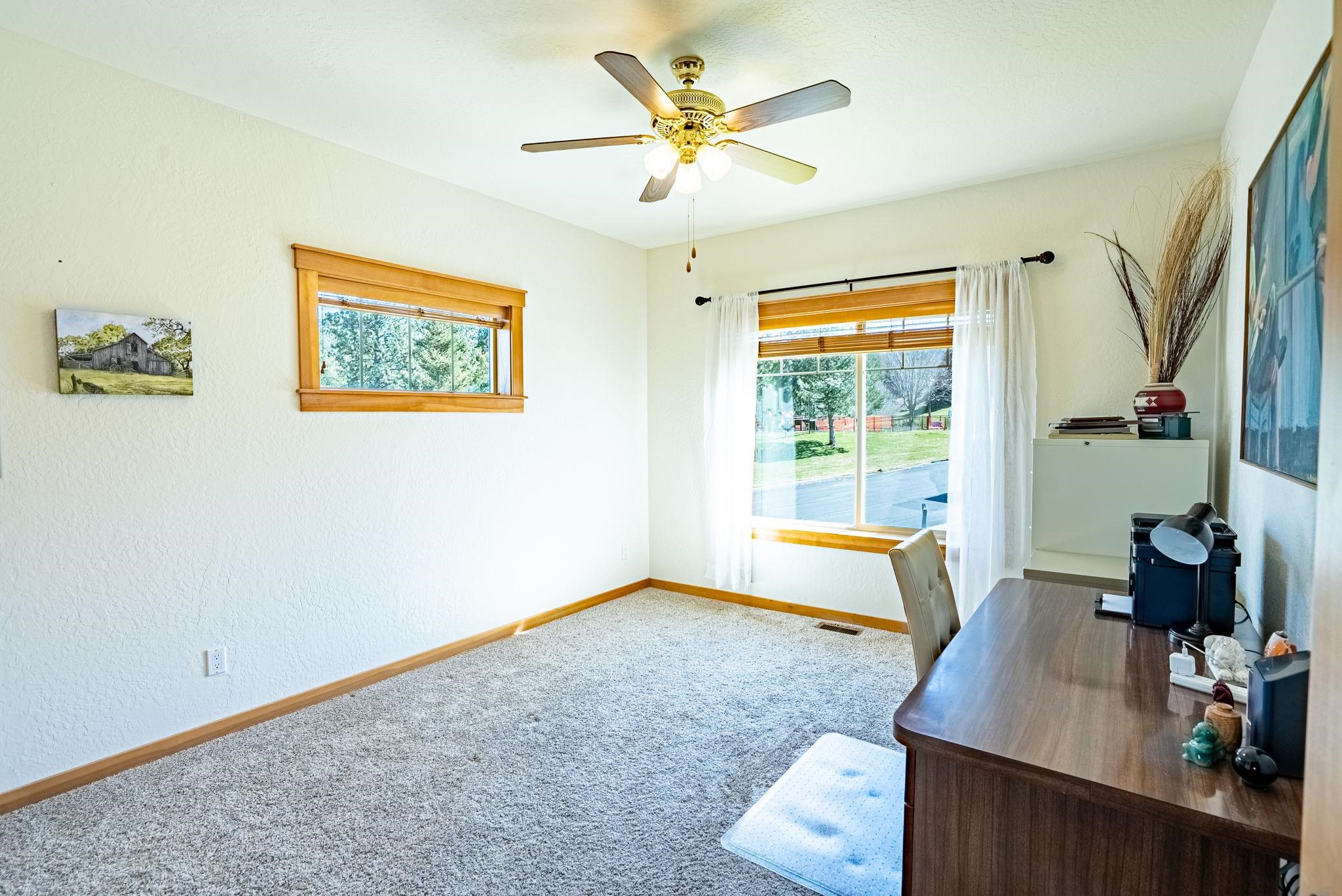 501 N Kennewick Ln - Photo 22