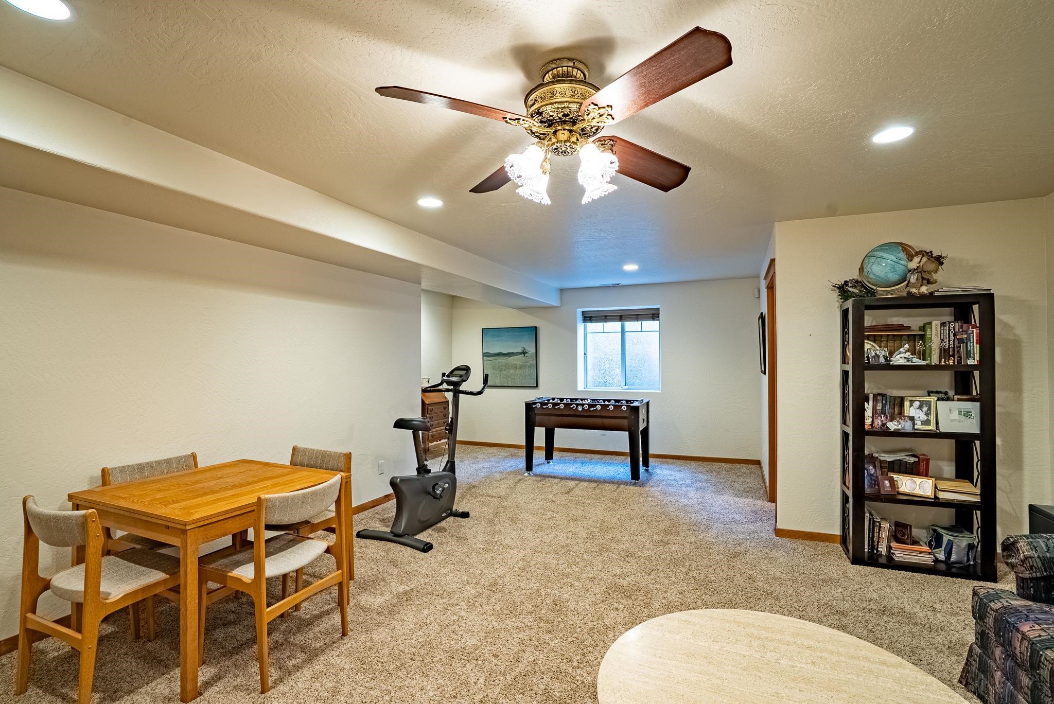 501 N Kennewick Ln - Photo 26