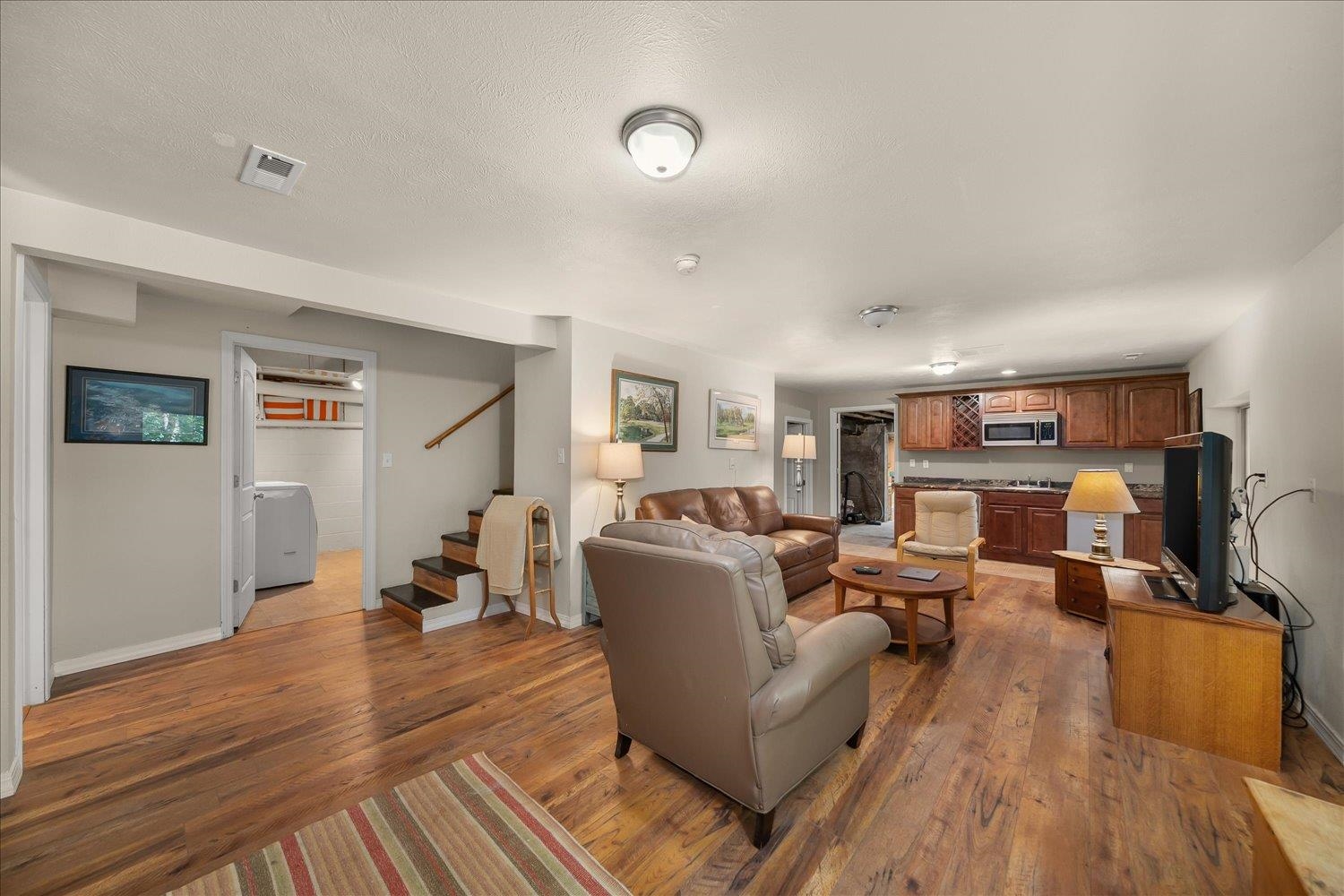 2107 E 16th Ave - Photo 25