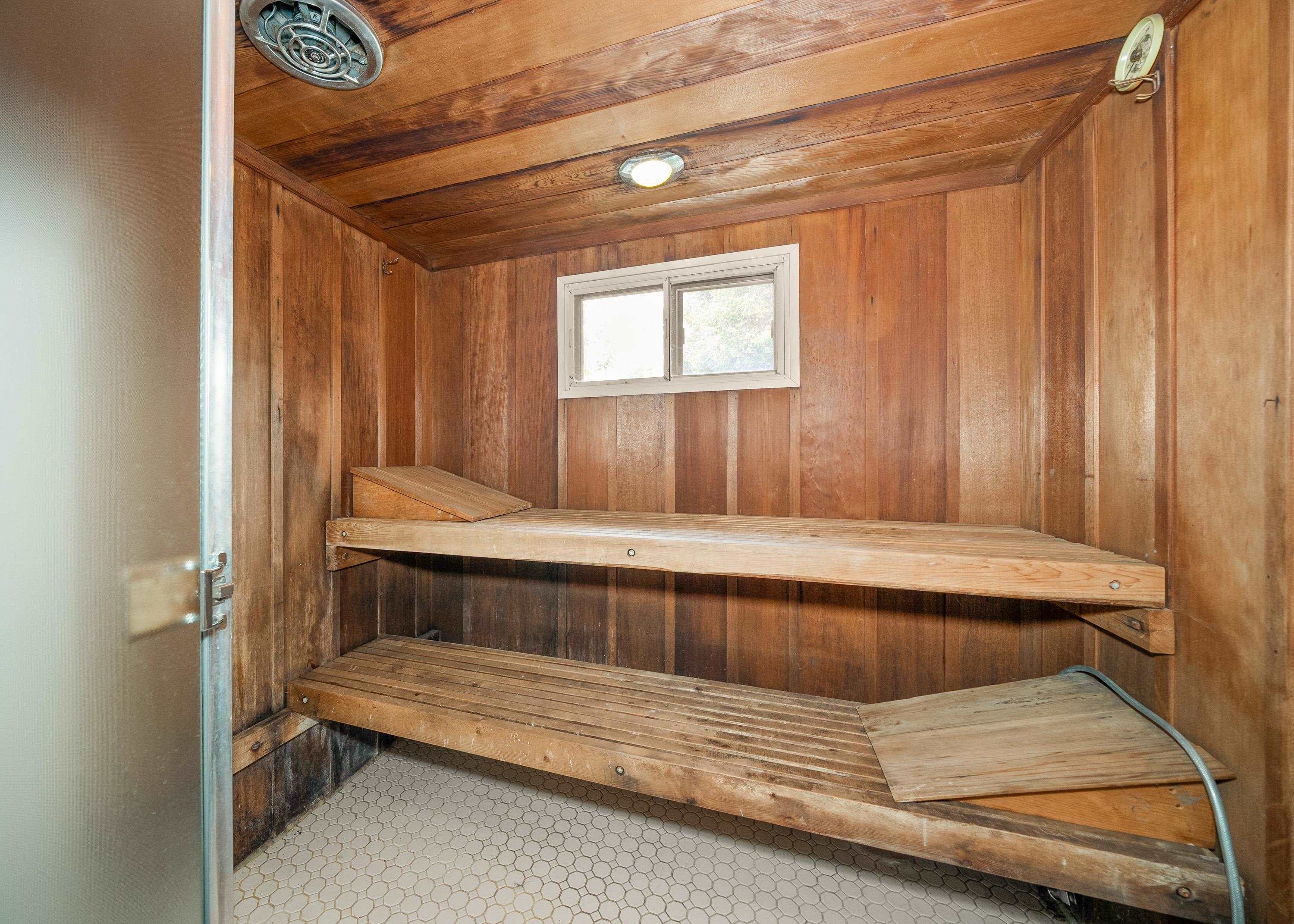 1857 E 8th Ave - Photo 21