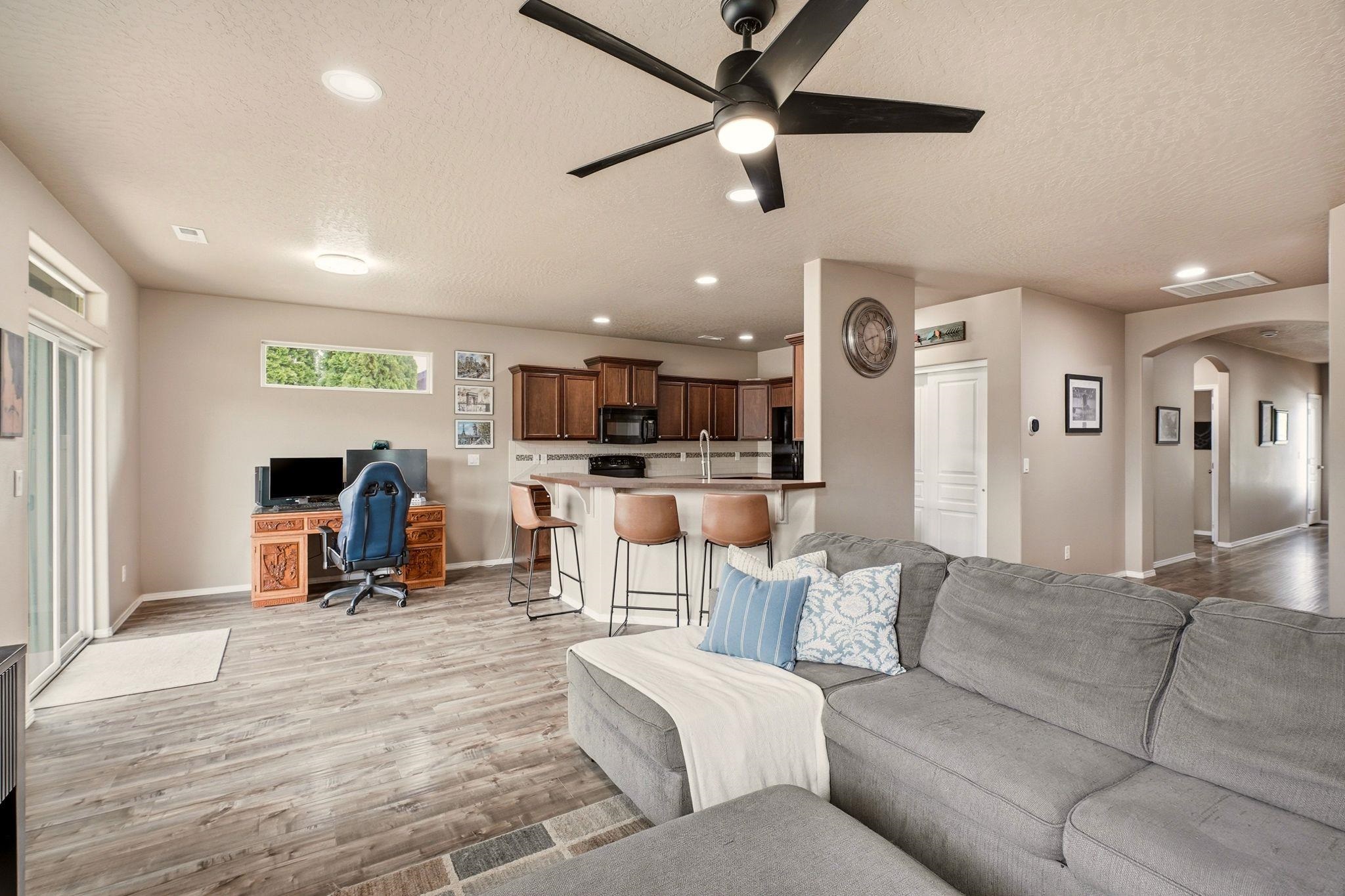 705 Quail Dr - Photo 5