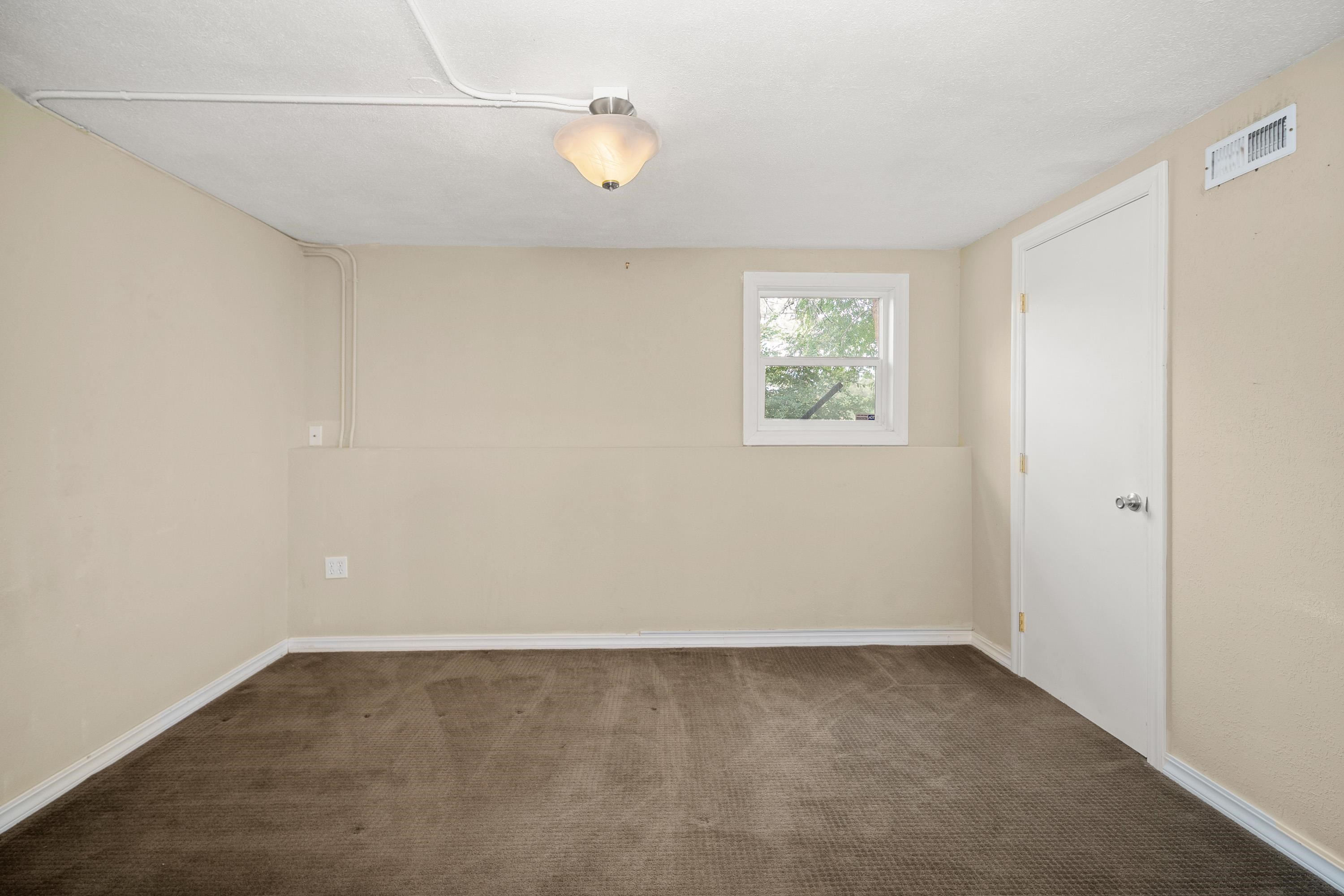 1857 E 8th Ave - Photo 23