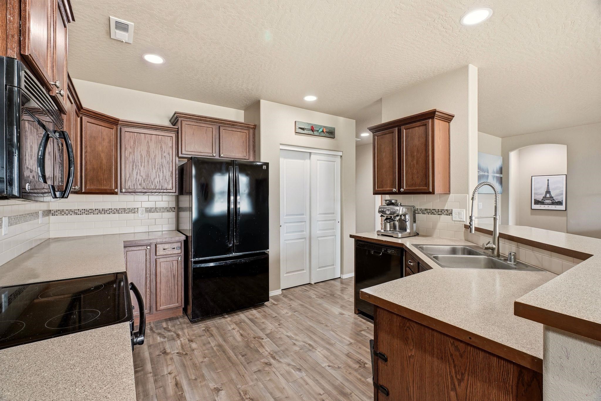705 Quail Dr - Photo 11