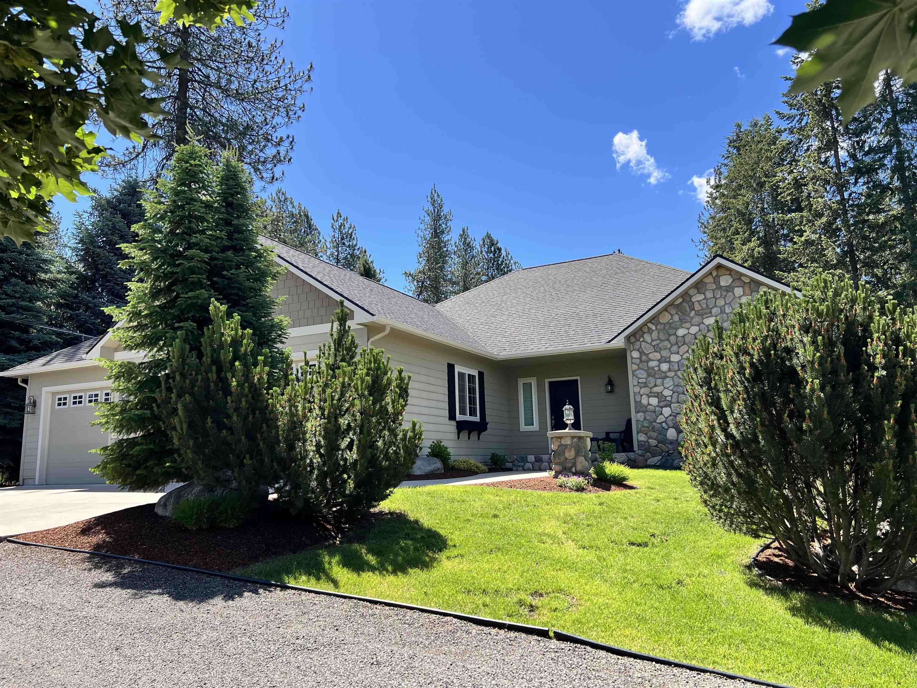 11334 N Whitworth Dr - Photo 1
