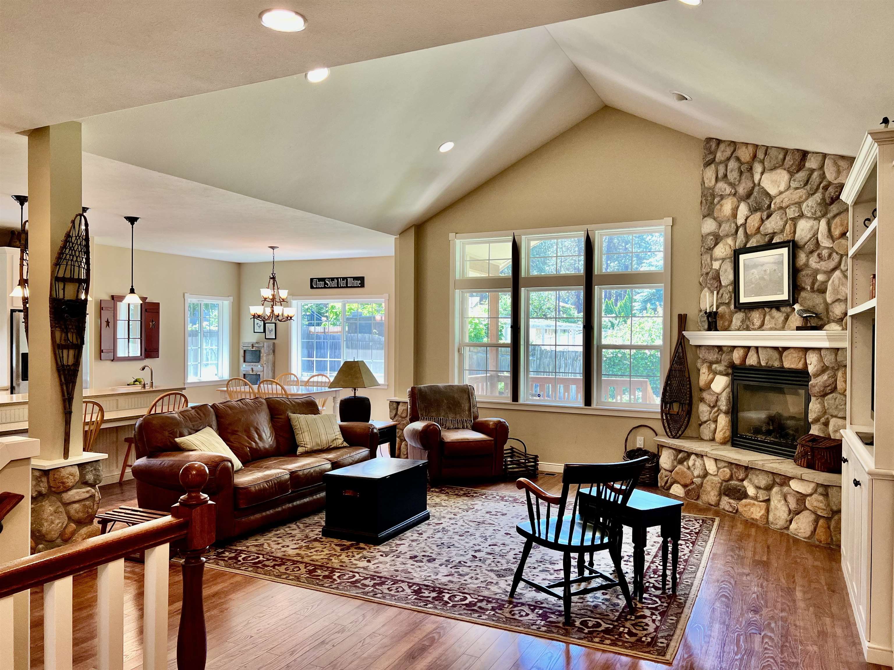 11334 N Whitworth Dr - Photo 4