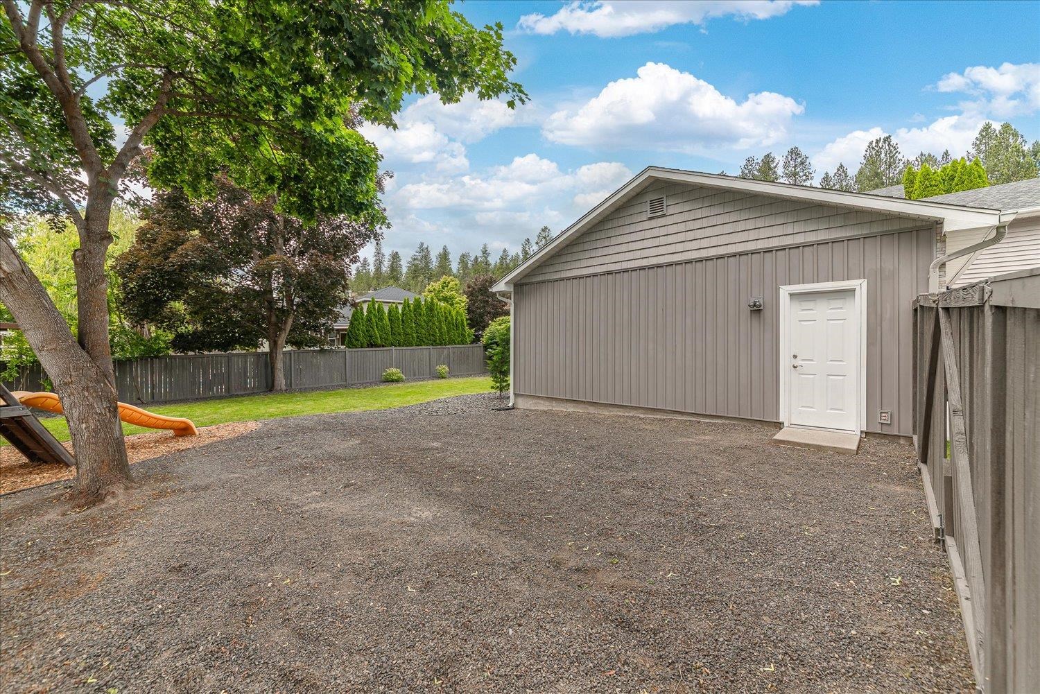 5011 N Lillian Ct - Photo 12