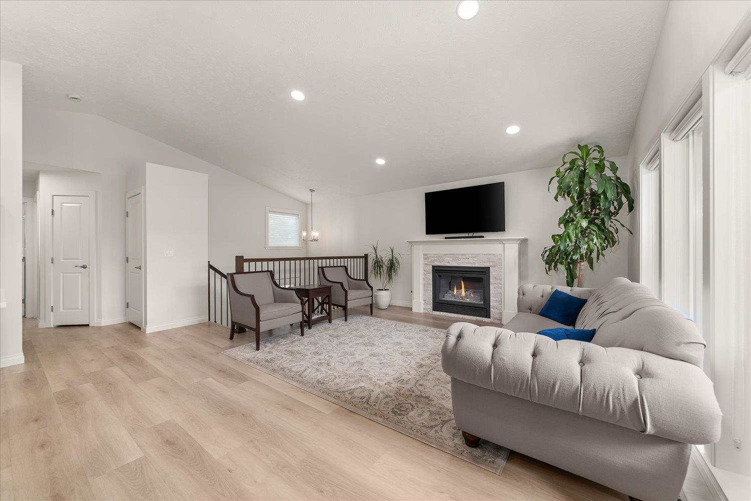 5011 N Lillian Ct - Photo 32