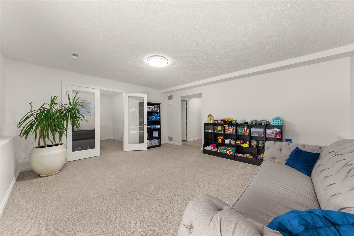 5011 N Lillian Ct - Photo 19