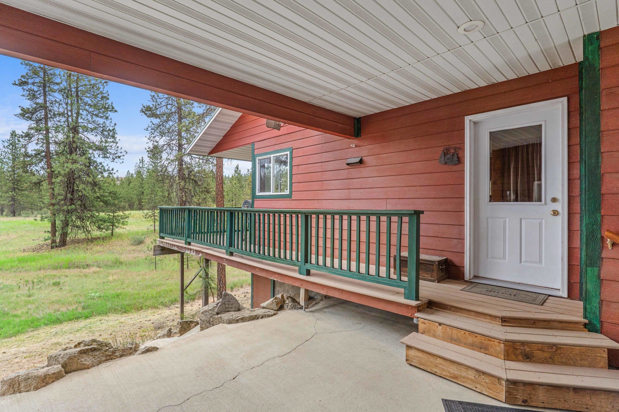 40048 E Cayuse Cove Rd - Photo 3
