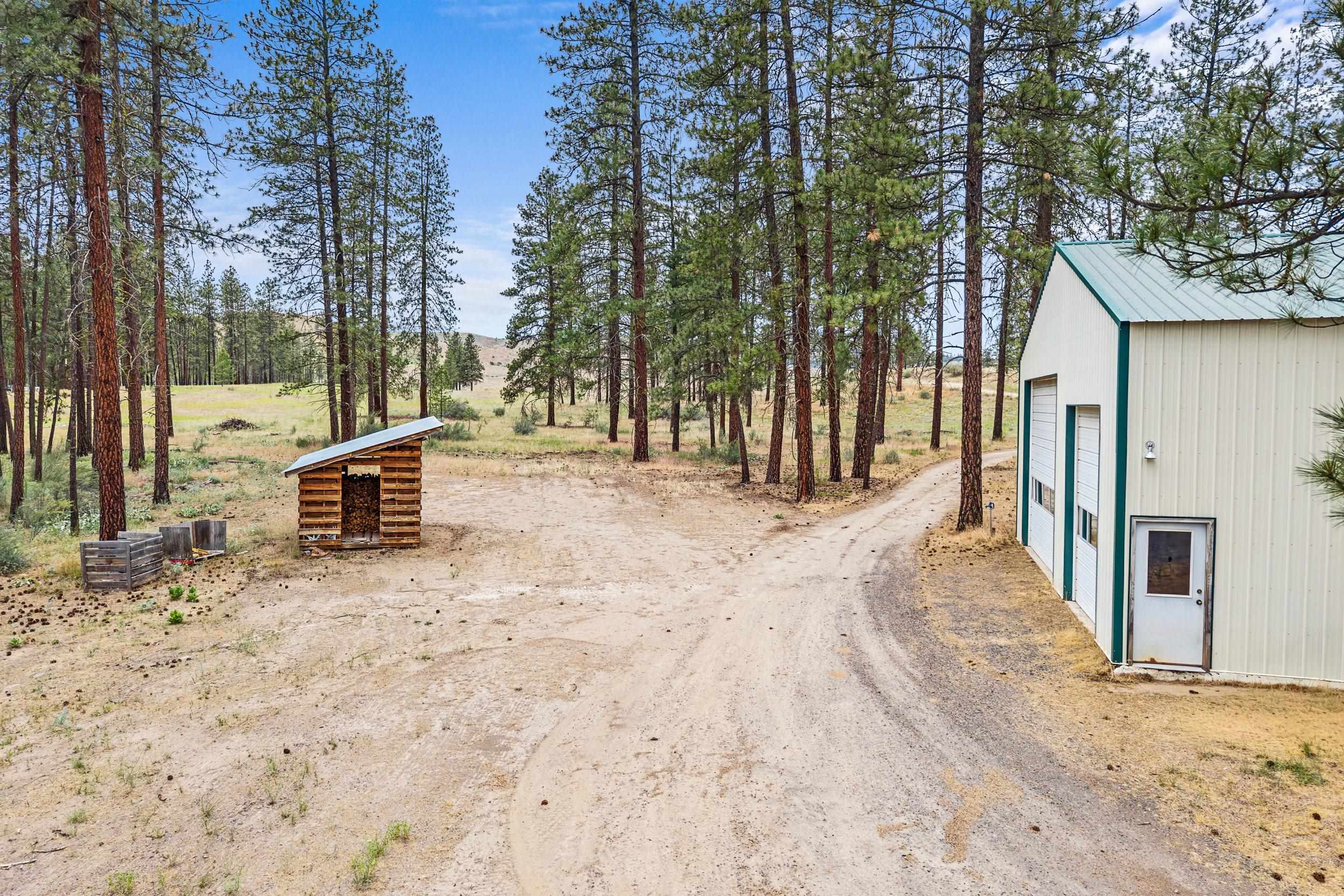 40048 E Cayuse Cove Rd - Photo 29