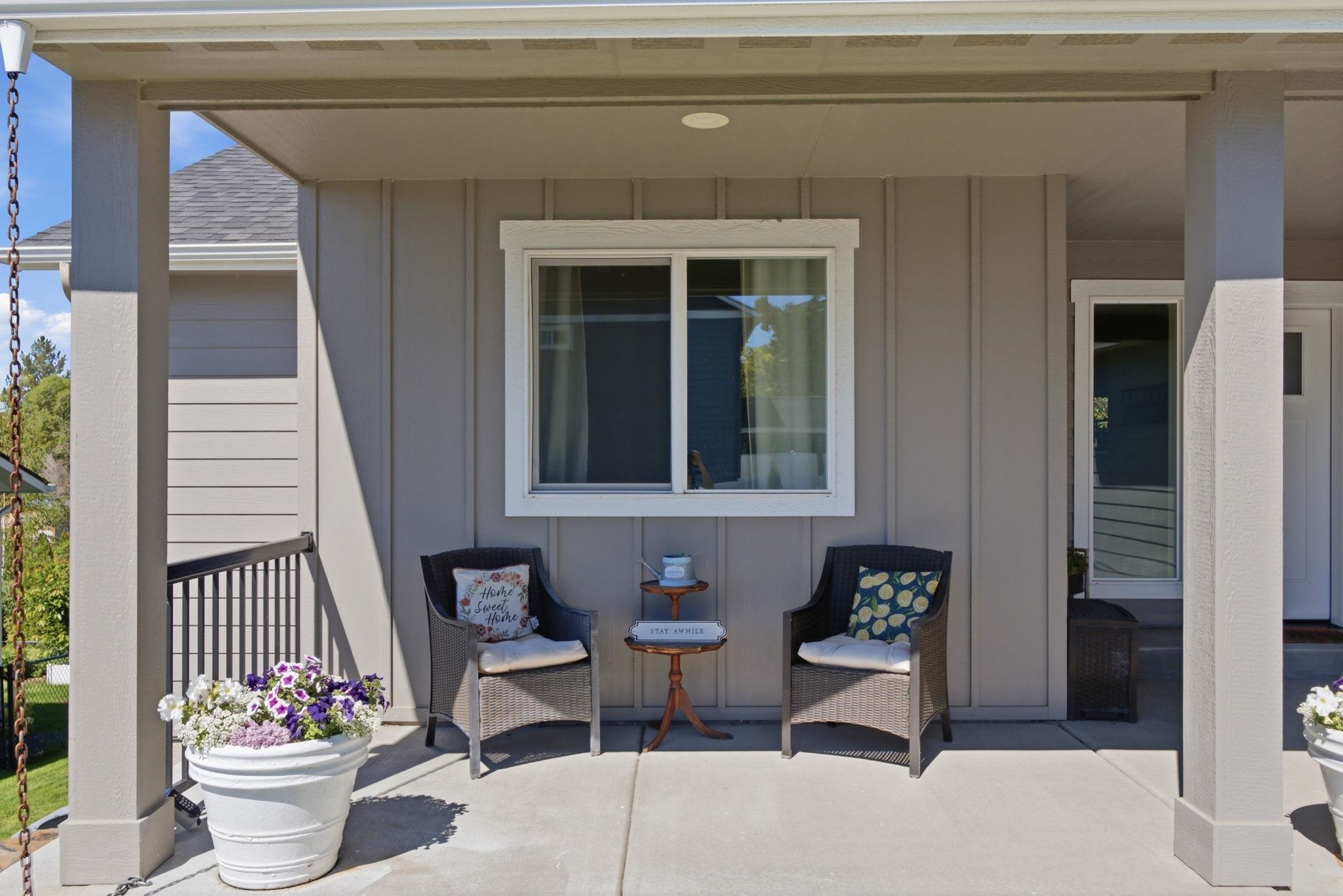 515 N FOX Ln - Photo 2