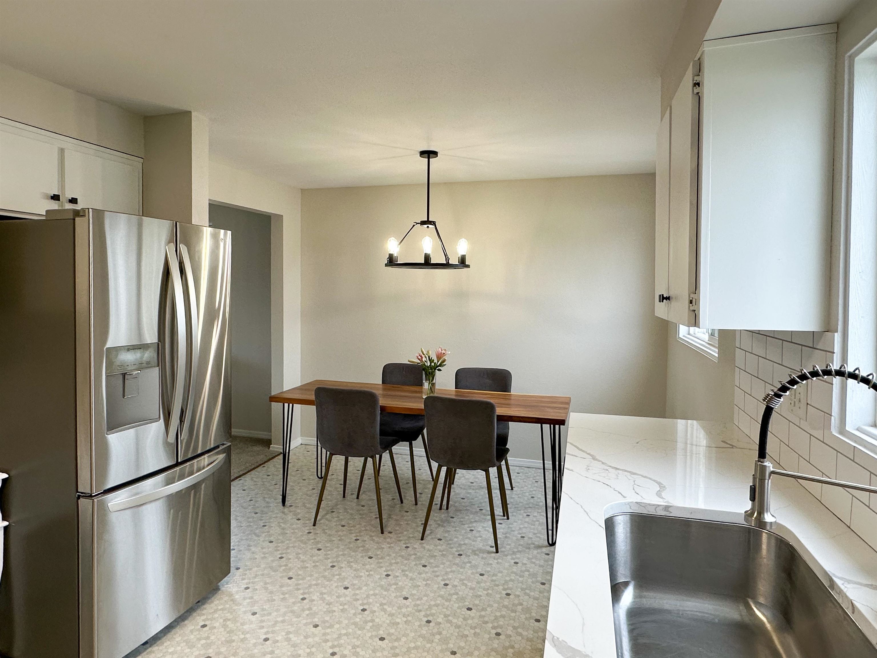 611 E Joseph Ave - Photo 8