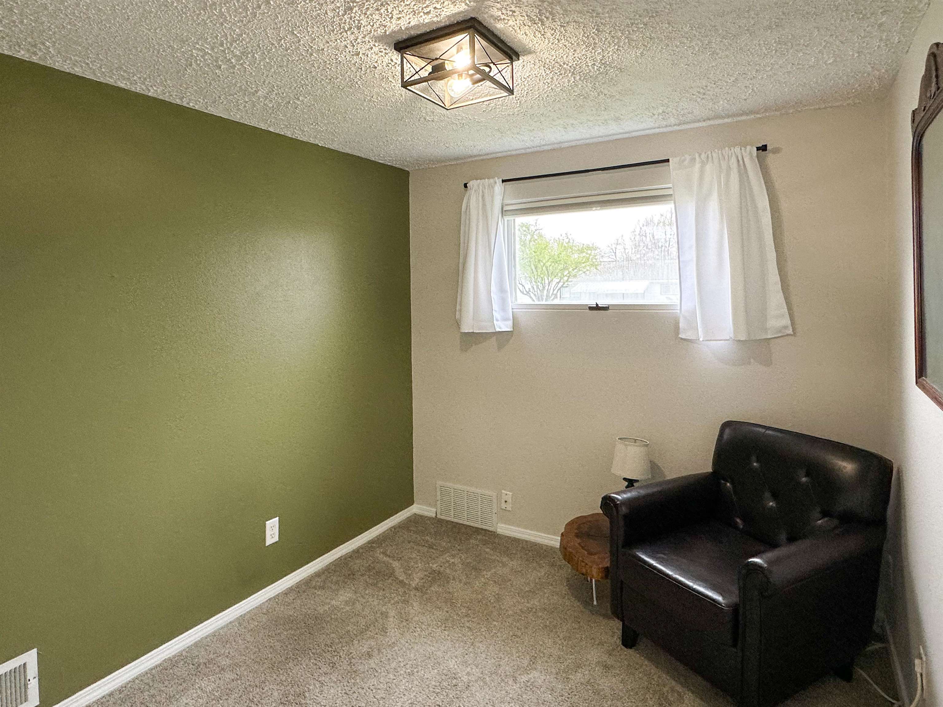 611 E Joseph Ave - Photo 11