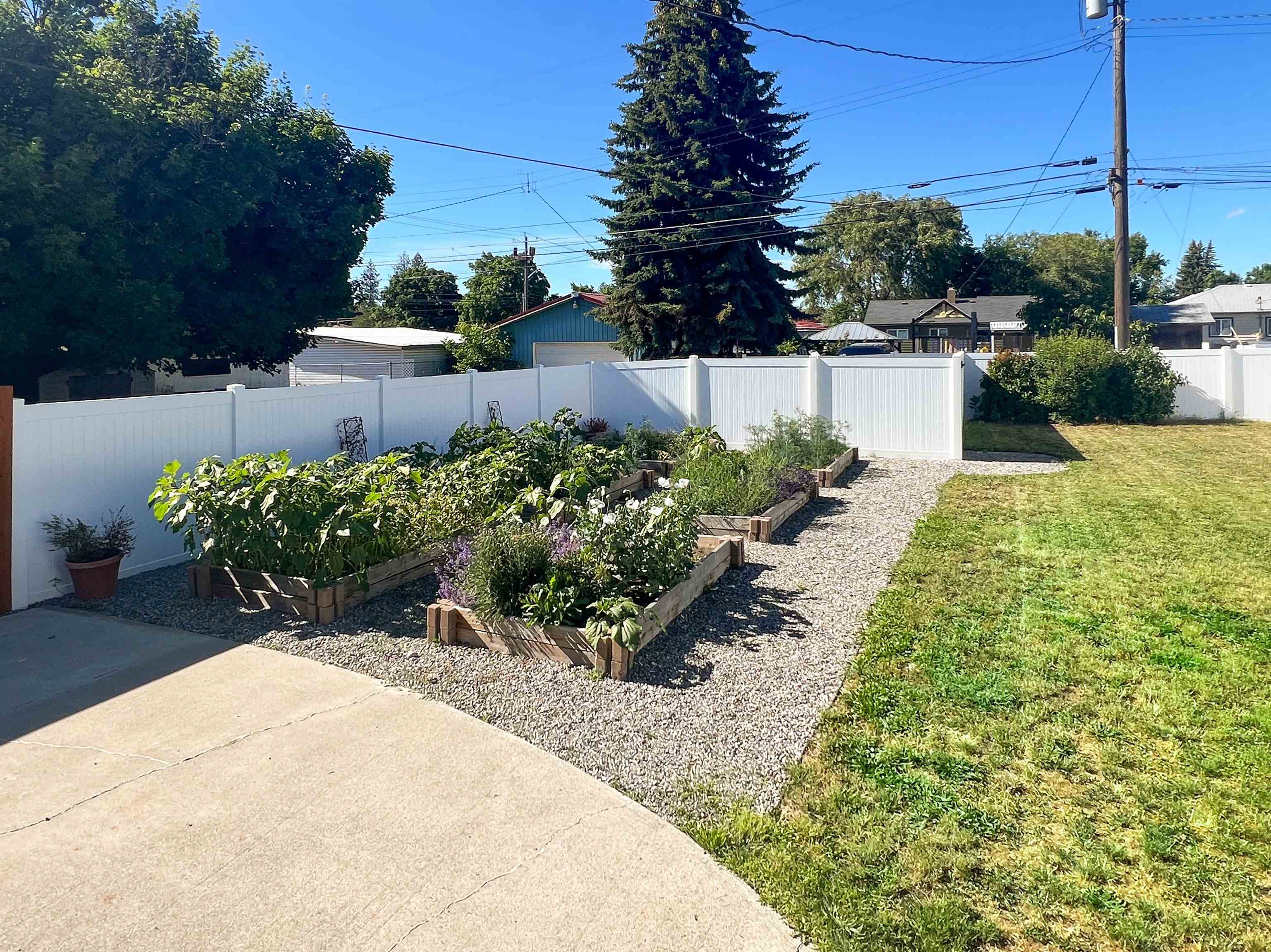 611 E Joseph Ave - Photo 21