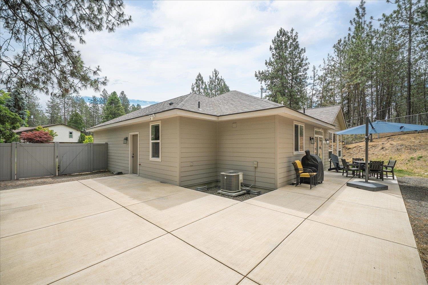 4411 N Center Rd - Photo 28