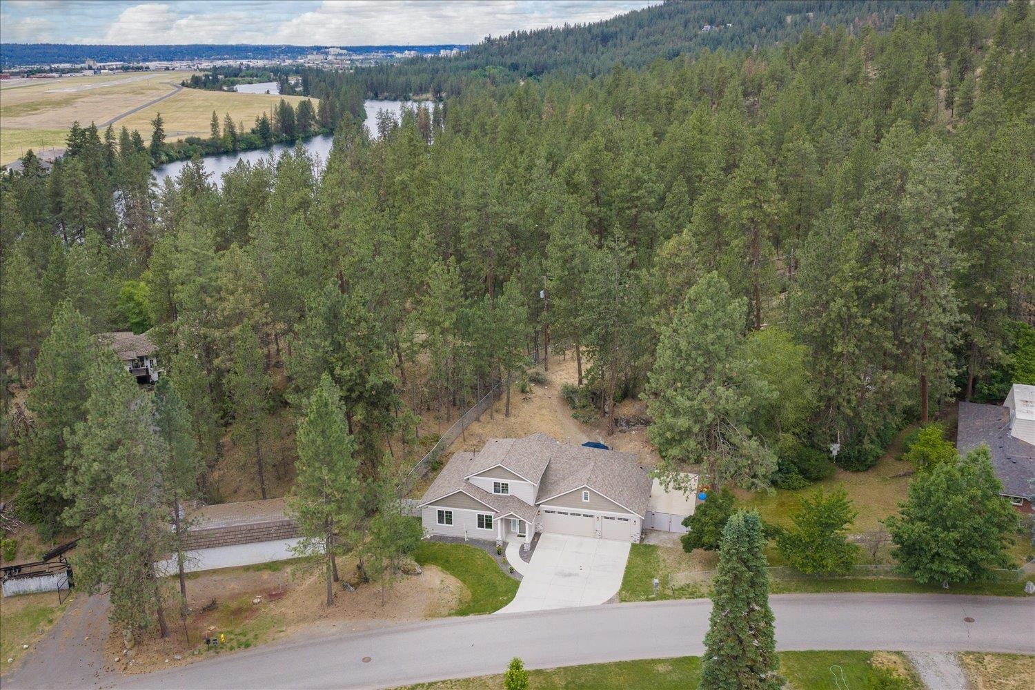 4411 N Center Rd - Photo 30