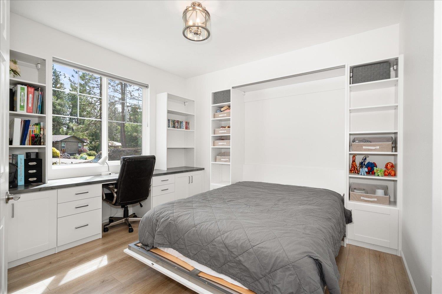 4411 N Center Rd - Photo 21