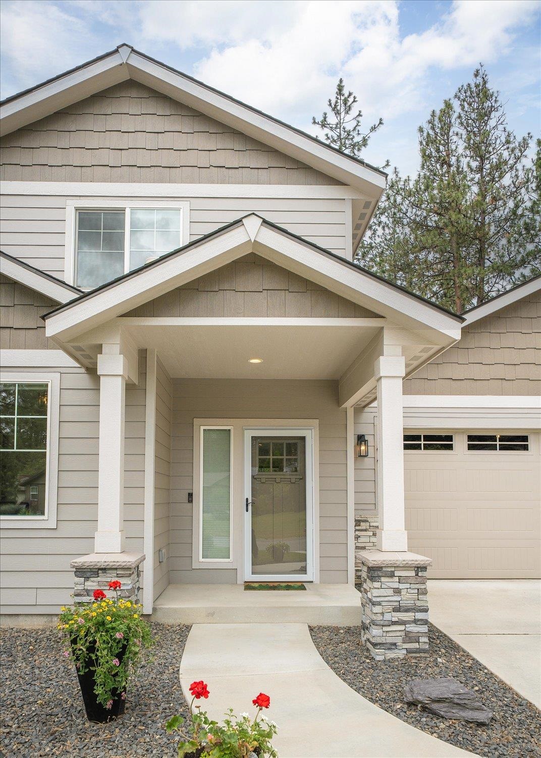 4411 N Center Rd - Photo 4