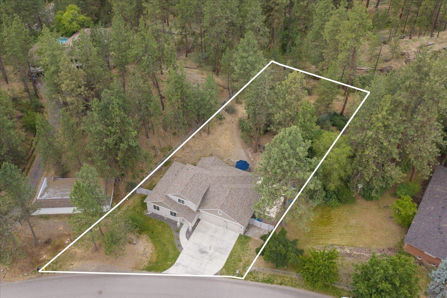 4411 N Center Rd - Photo 32