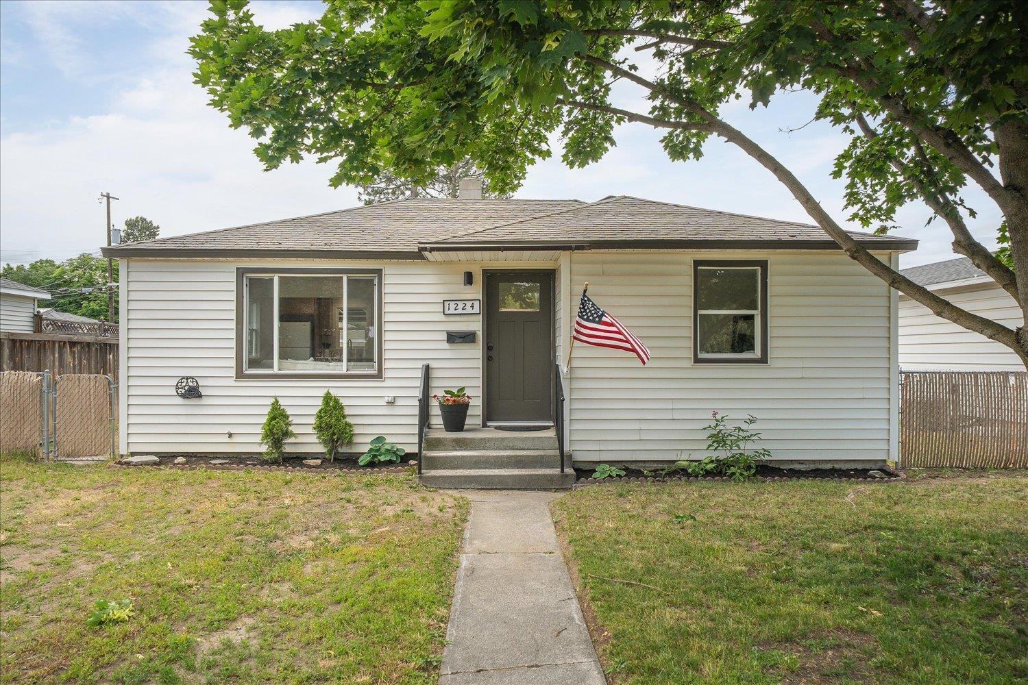 1224 E Central Ave - Photo 2